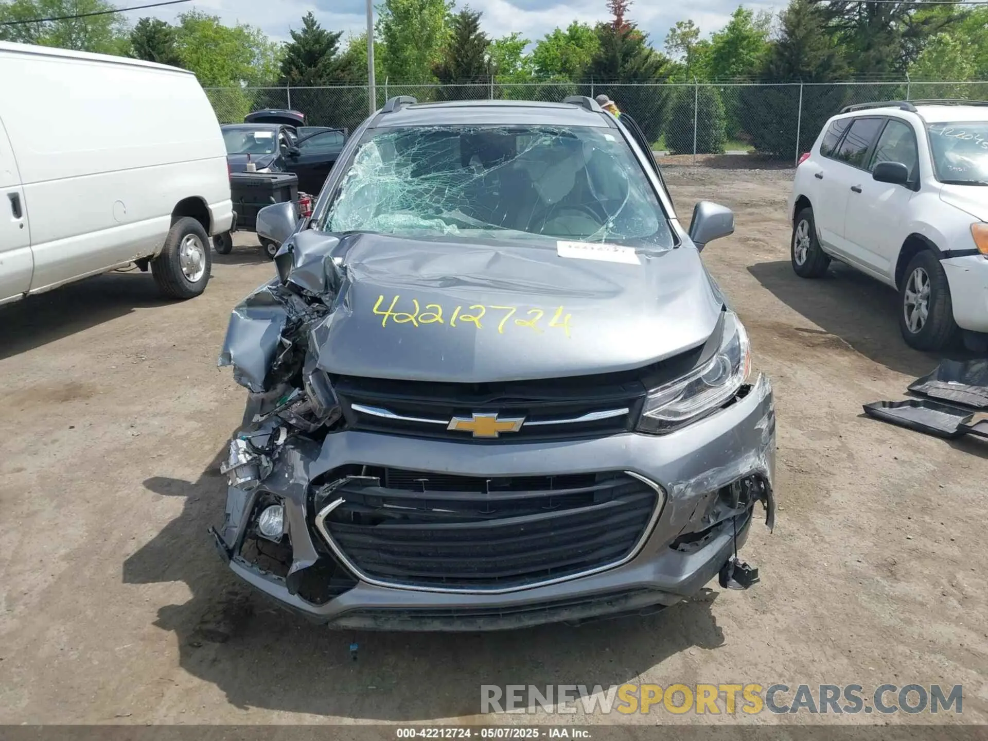 11 Photograph of a damaged car 3GNCJRSB2LL140689 CHEVROLET TRAX 2020