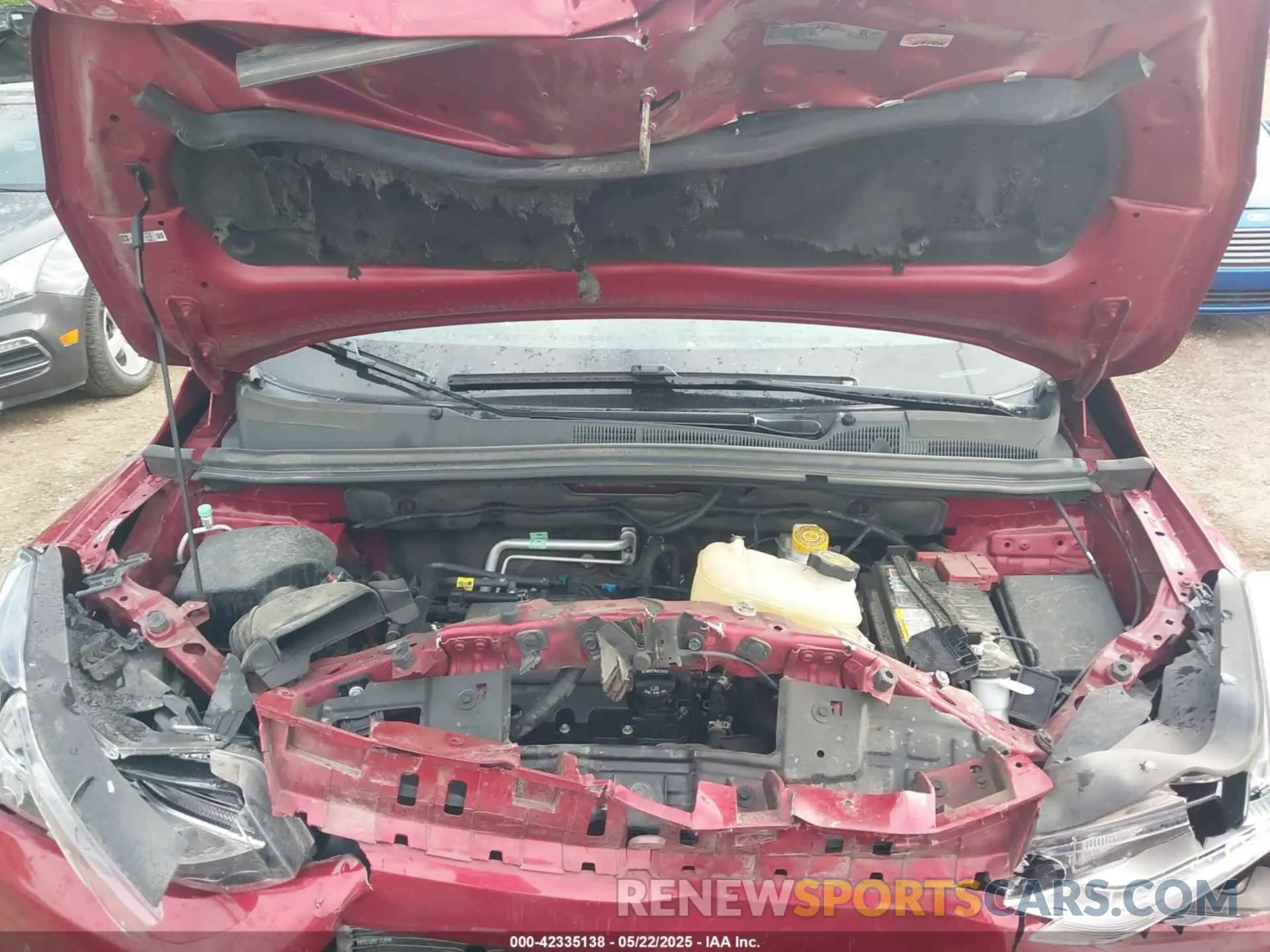 10 Photograph of a damaged car 3GNCJRSB4LL237702 CHEVROLET TRAX 2020