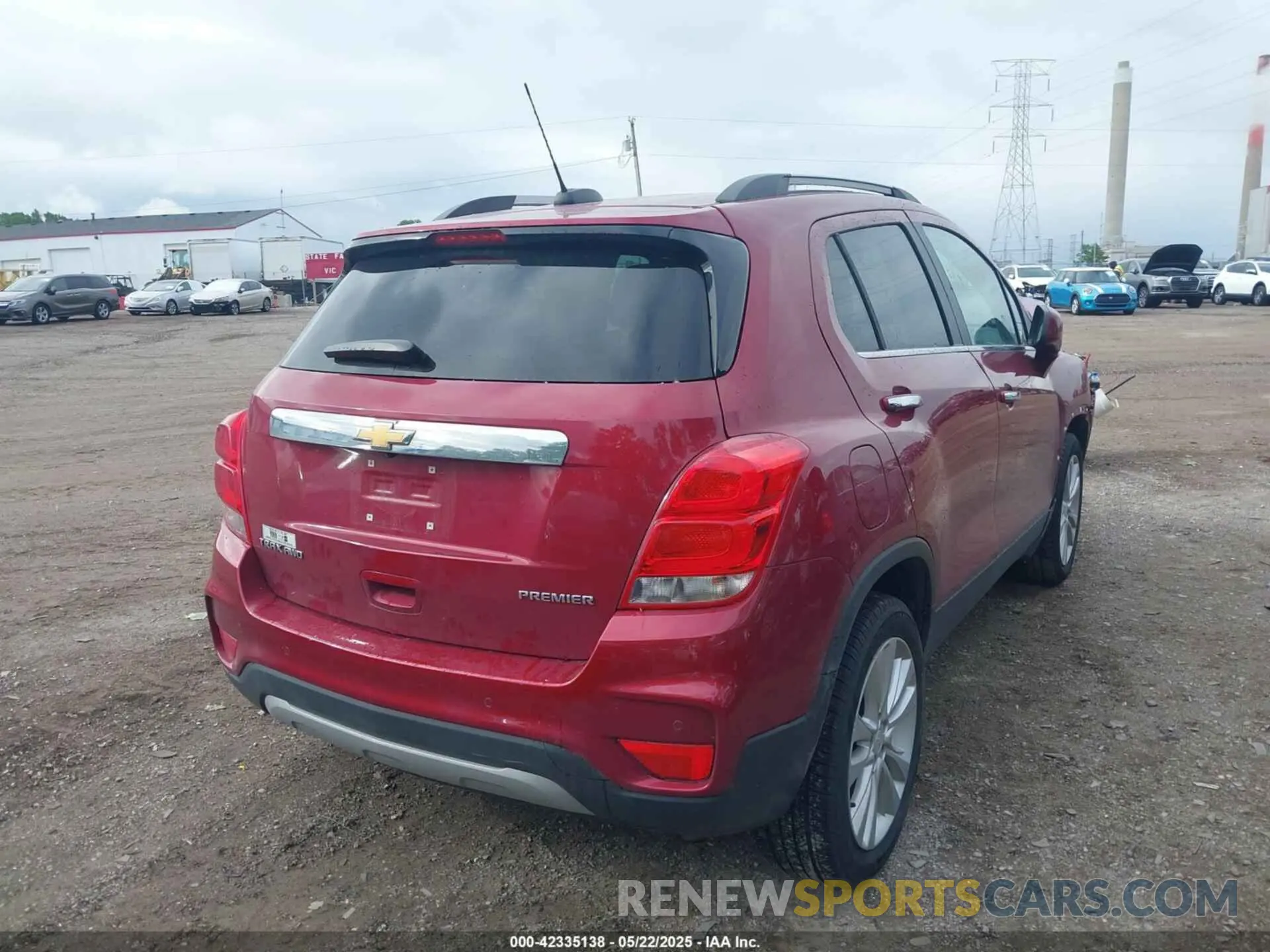 4 Photograph of a damaged car 3GNCJRSB4LL237702 CHEVROLET TRAX 2020