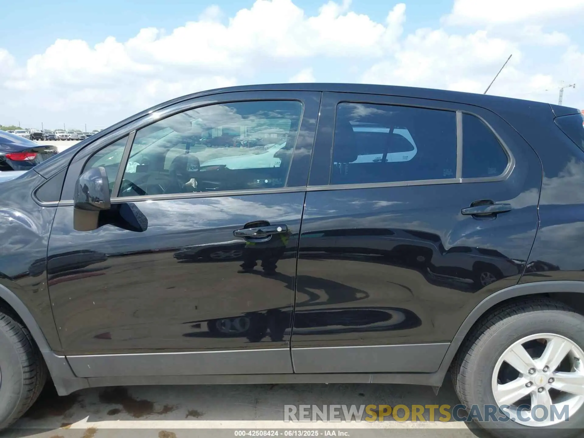 15 Photograph of a damaged car KL7CJKSB0LB073346 CHEVROLET TRAX 2020