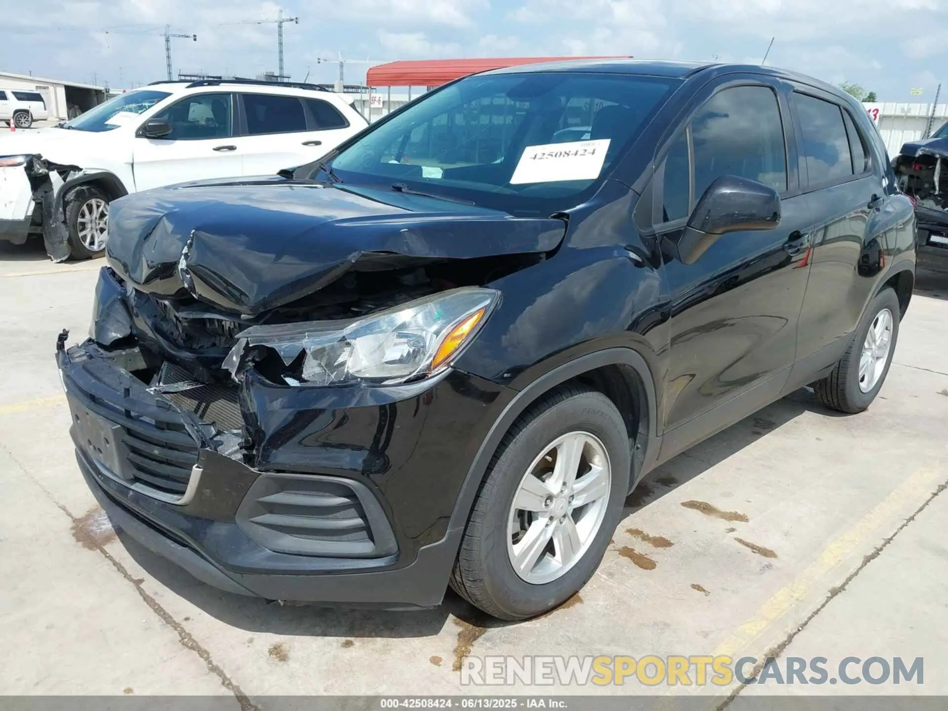 2 Photograph of a damaged car KL7CJKSB0LB073346 CHEVROLET TRAX 2020