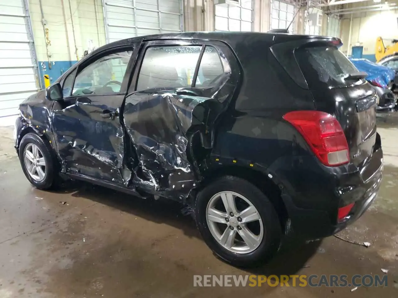 2 Photograph of a damaged car KL7CJKSB0LB092401 CHEVROLET TRAX 2020