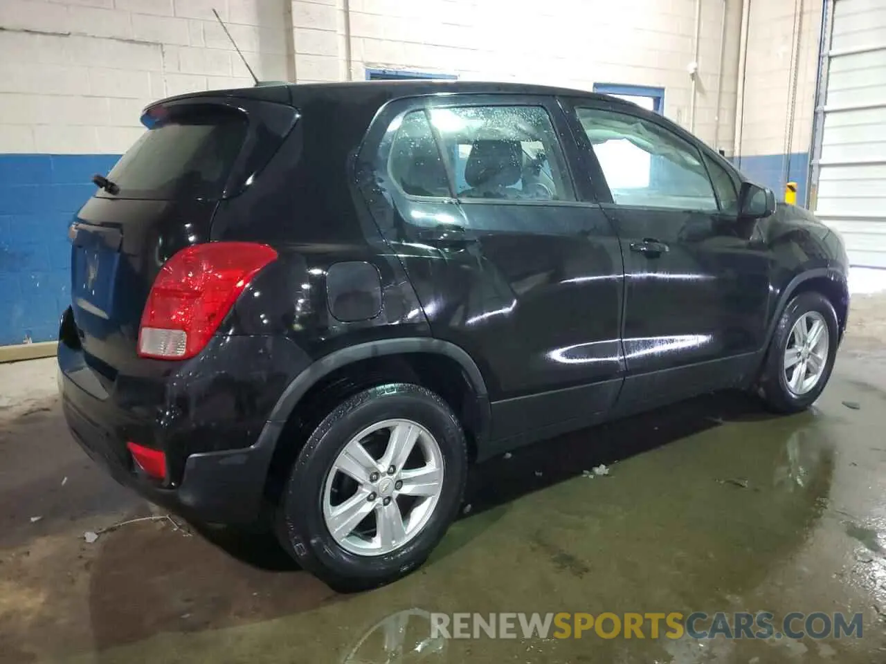 3 Photograph of a damaged car KL7CJKSB0LB092401 CHEVROLET TRAX 2020