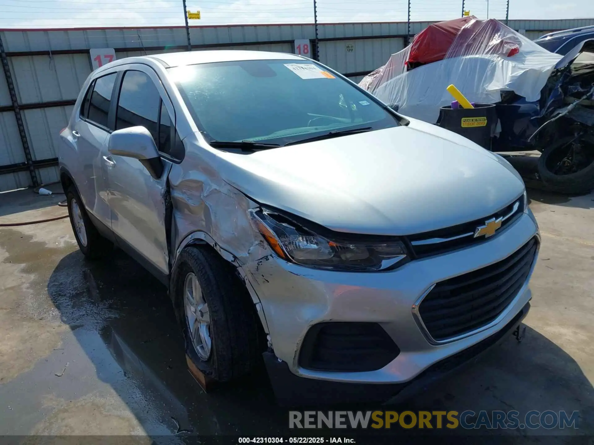 6 Photograph of a damaged car KL7CJKSB1LB039707 CHEVROLET TRAX 2020