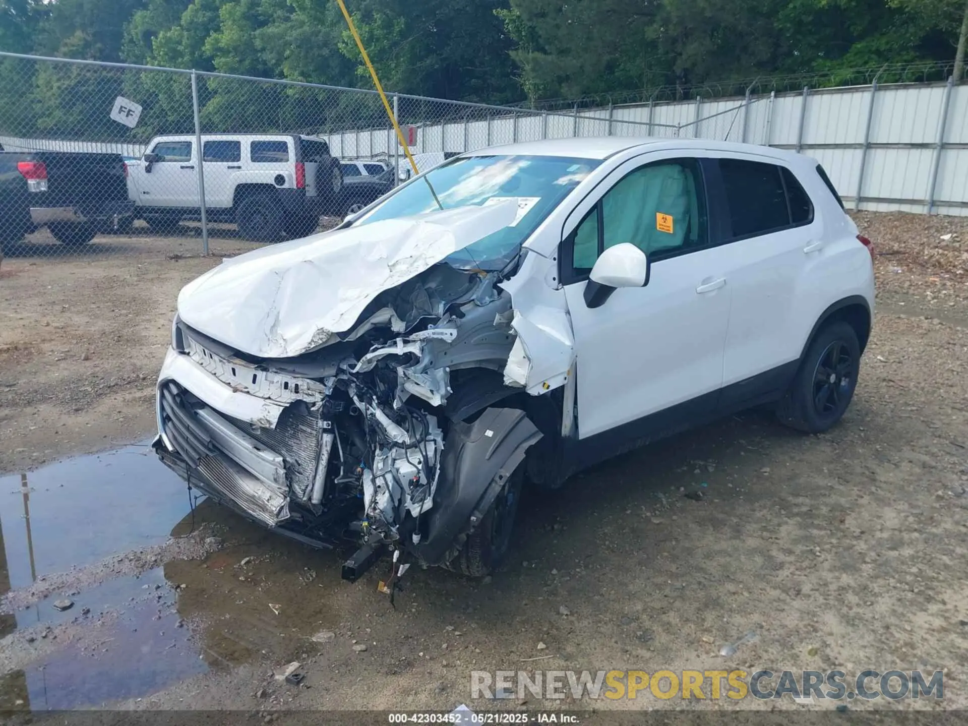 6 Photograph of a damaged car KL7CJKSB1LB056829 CHEVROLET TRAX 2020