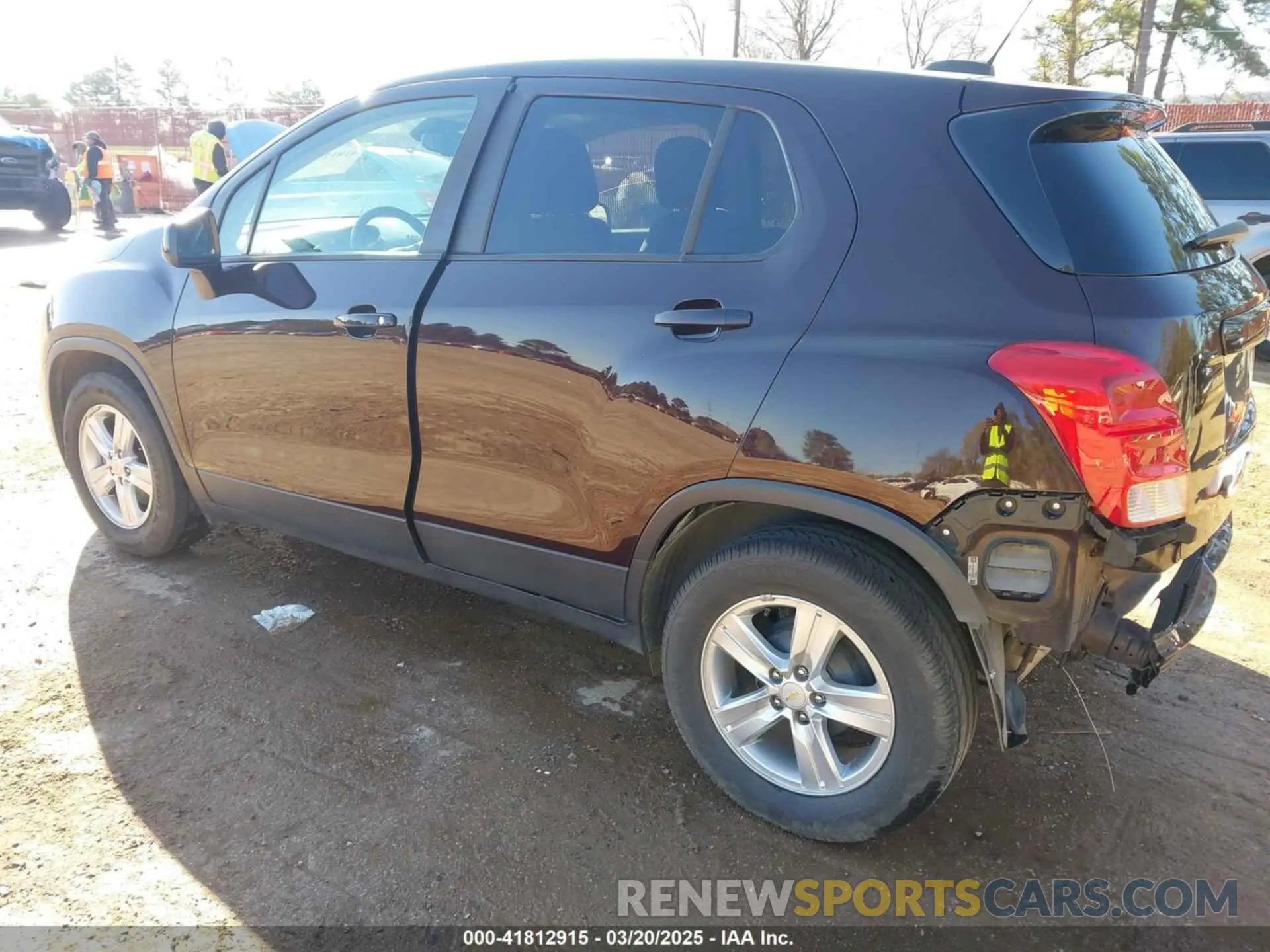 3 Photograph of a damaged car KL7CJKSB1LB346150 CHEVROLET TRAX 2020