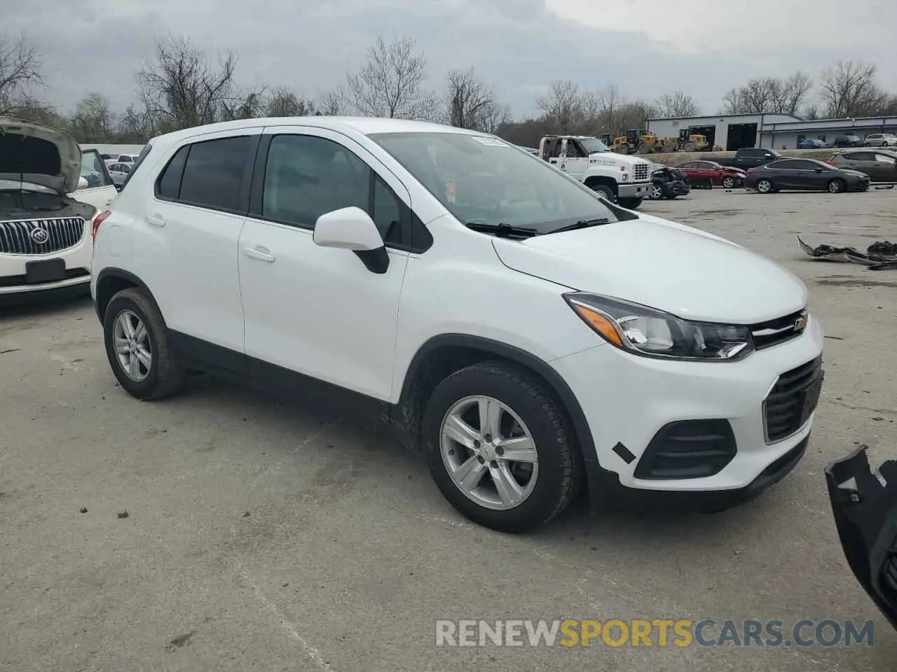 4 Photograph of a damaged car KL7CJKSB2LB092819 CHEVROLET TRAX 2020
