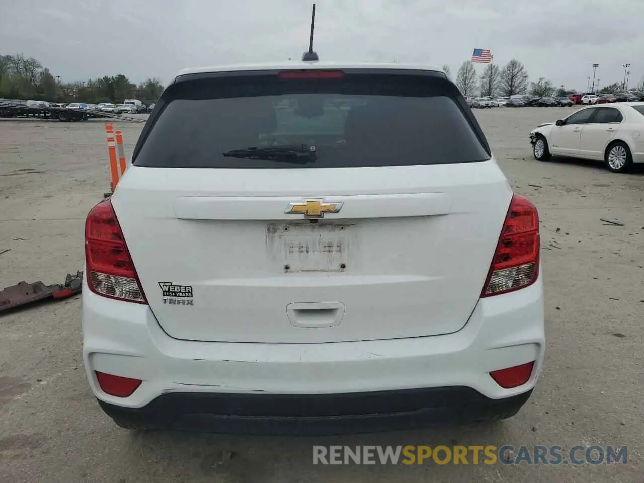6 Photograph of a damaged car KL7CJKSB2LB092819 CHEVROLET TRAX 2020
