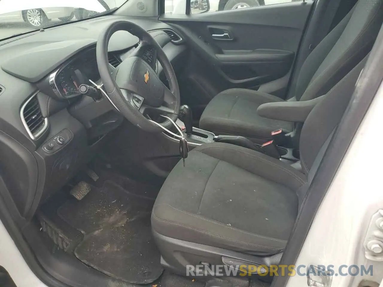 7 Photograph of a damaged car KL7CJKSB2LB092819 CHEVROLET TRAX 2020