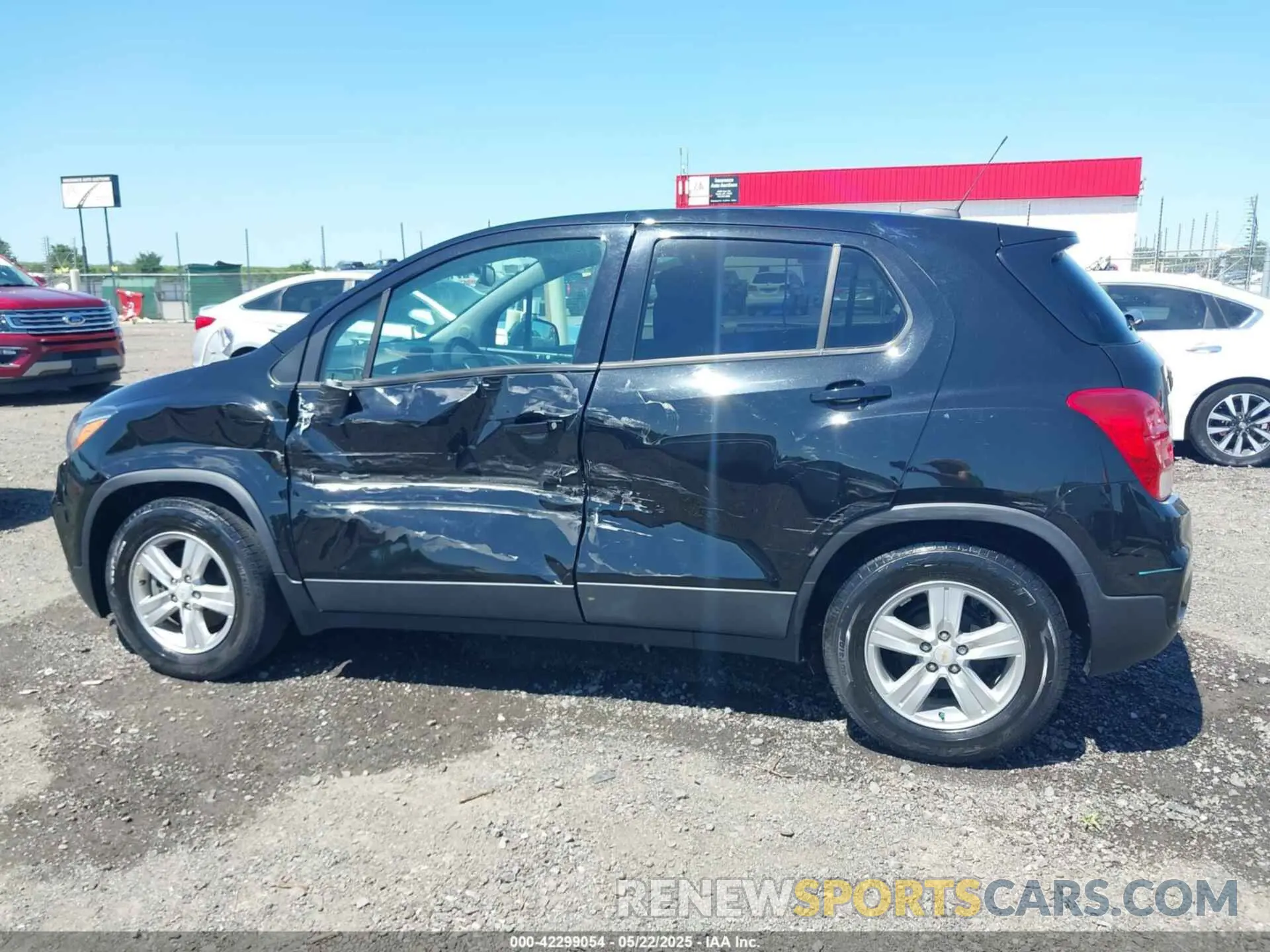 14 Photograph of a damaged car KL7CJKSB3LB026277 CHEVROLET TRAX 2020
