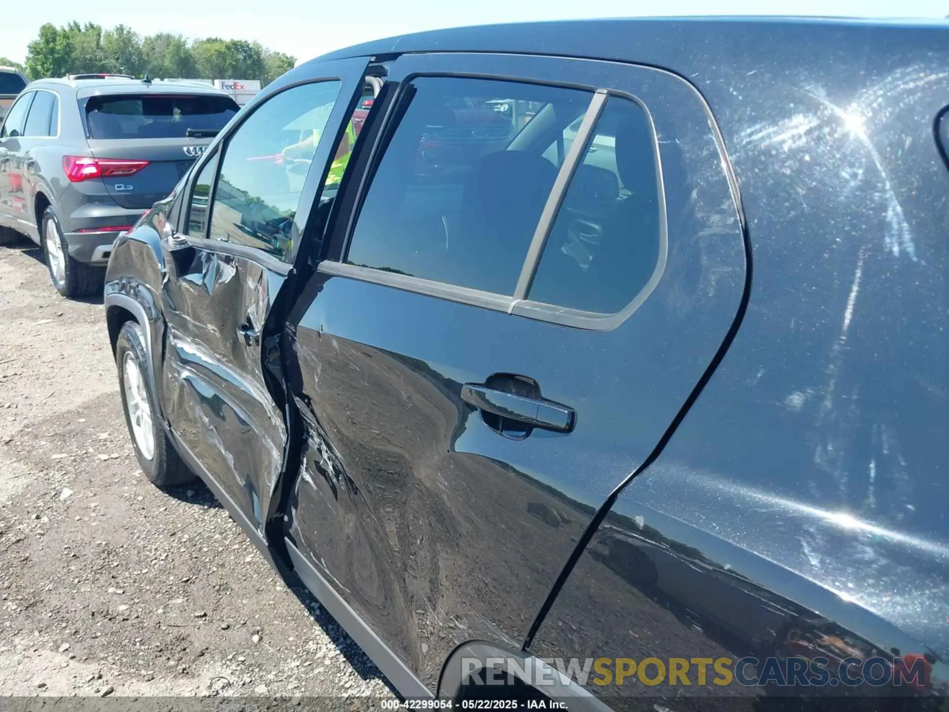 19 Photograph of a damaged car KL7CJKSB3LB026277 CHEVROLET TRAX 2020