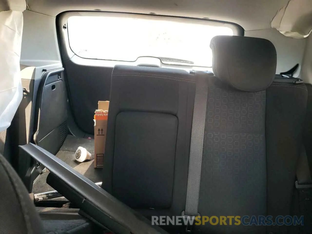 10 Photograph of a damaged car KL7CJKSB3LB039143 CHEVROLET TRAX 2020