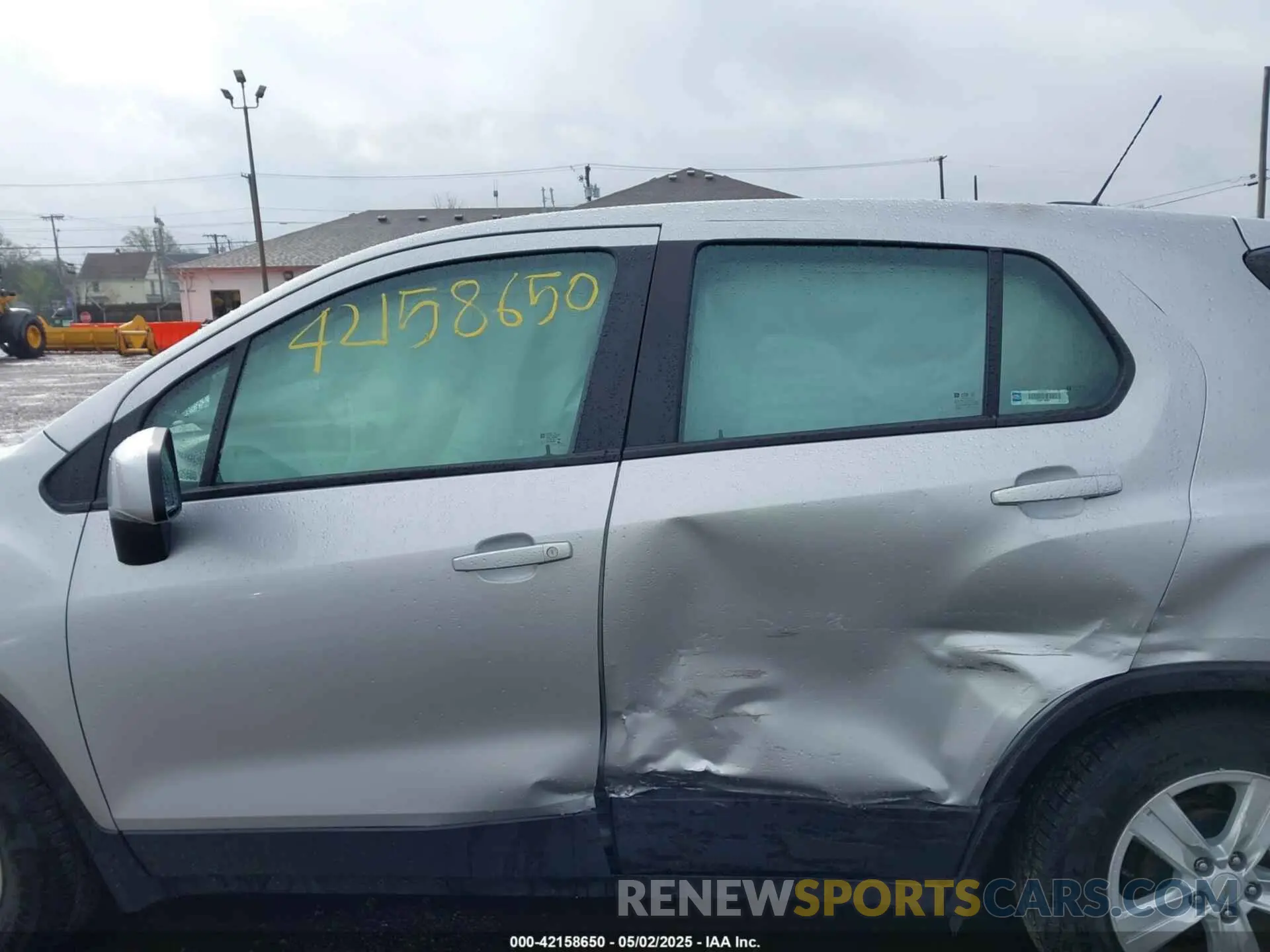 14 Photograph of a damaged car KL7CJKSB3LB310265 CHEVROLET TRAX 2020