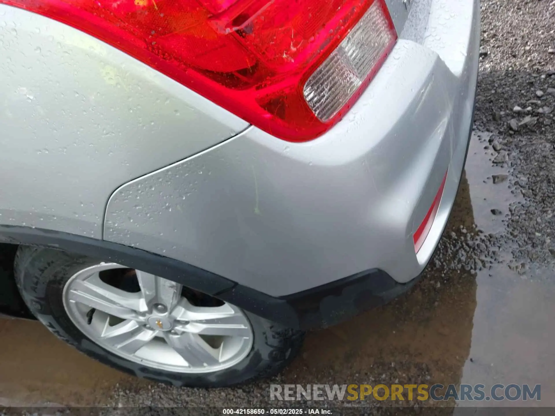 17 Photograph of a damaged car KL7CJKSB3LB310265 CHEVROLET TRAX 2020