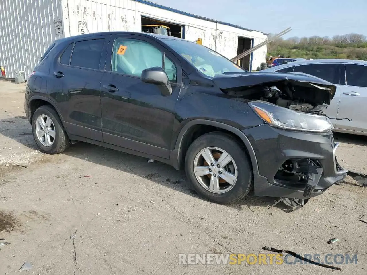 4 Photograph of a damaged car KL7CJKSB3LB318270 CHEVROLET TRAX 2020