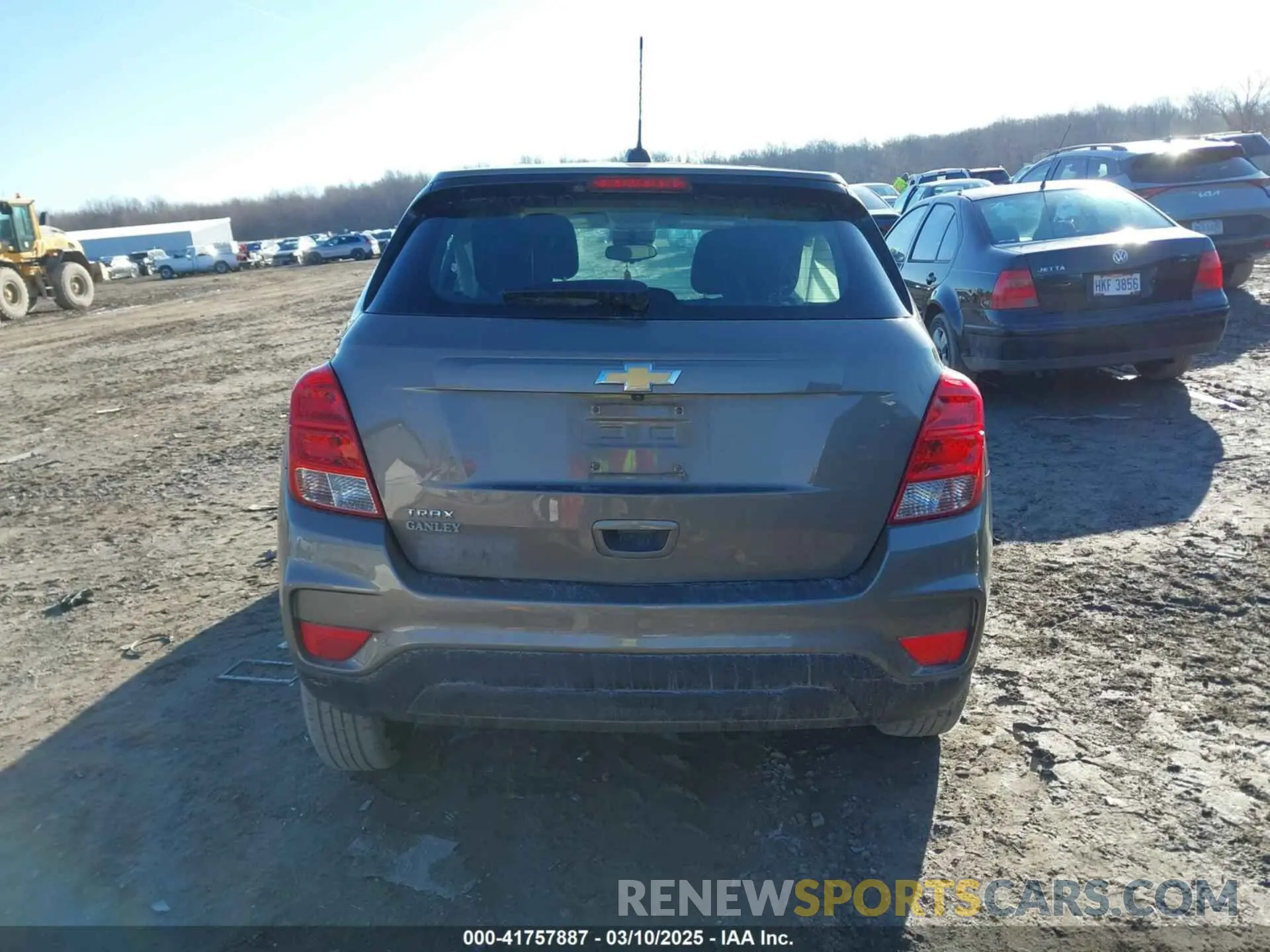 16 Photograph of a damaged car KL7CJKSB3LB331598 CHEVROLET TRAX 2020