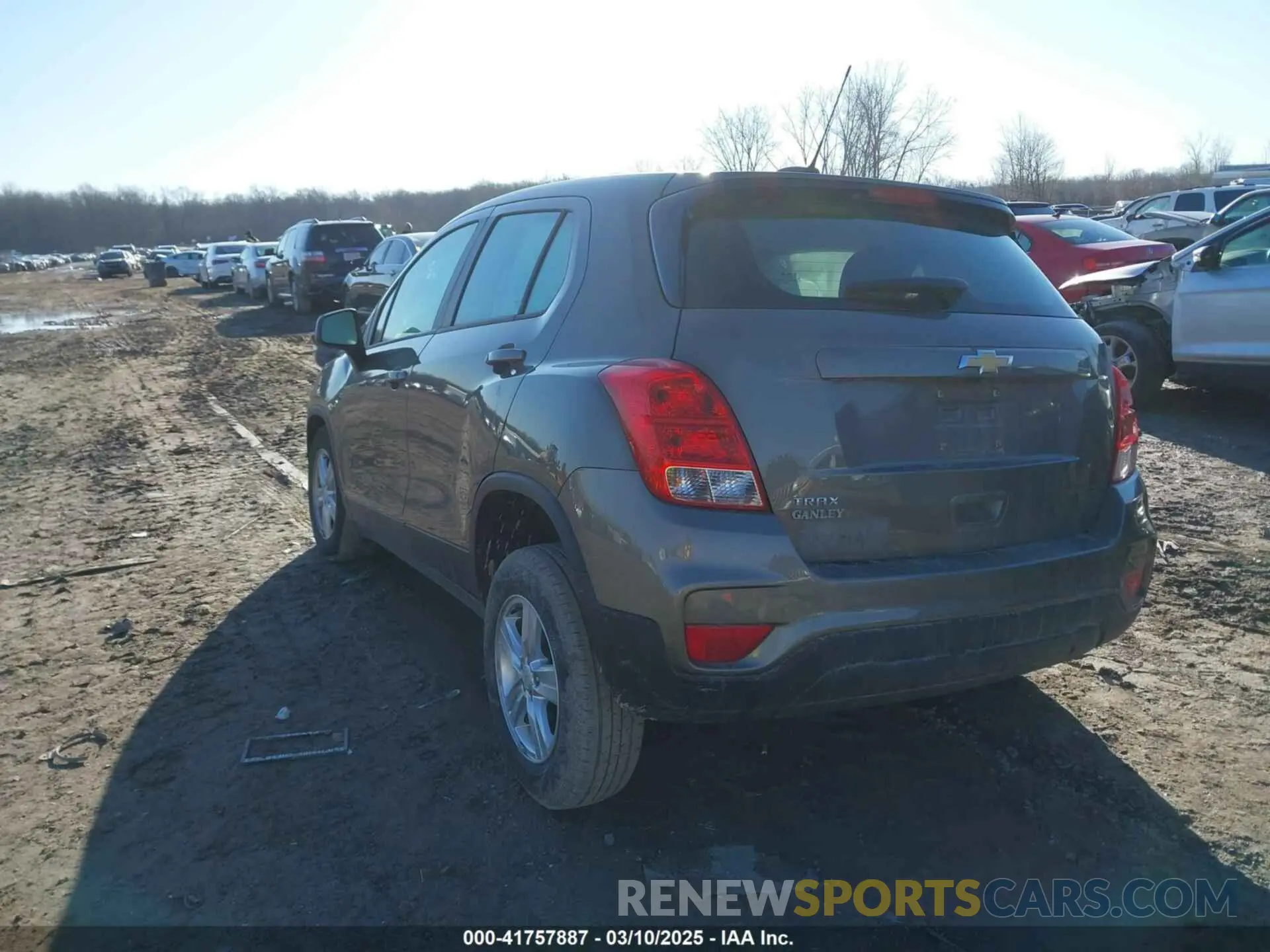 3 Photograph of a damaged car KL7CJKSB3LB331598 CHEVROLET TRAX 2020