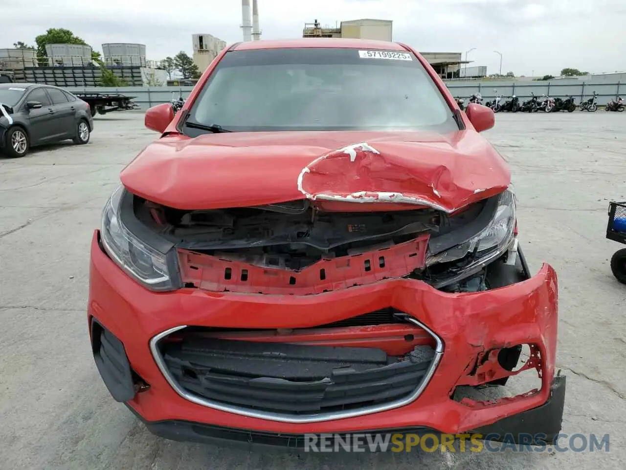 5 Photograph of a damaged car KL7CJKSB3LB350166 CHEVROLET TRAX 2020
