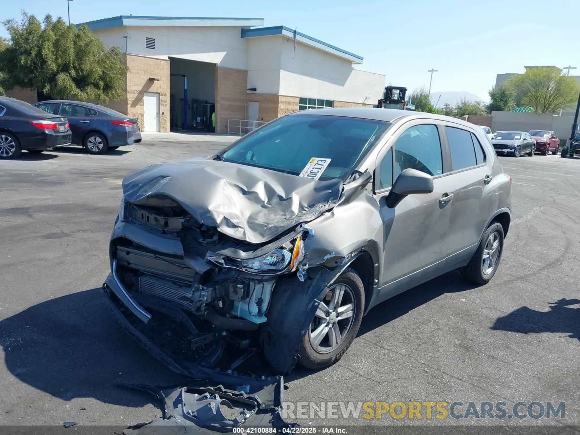 2 Photograph of a damaged car KL7CJKSB3LB353522 CHEVROLET TRAX 2020