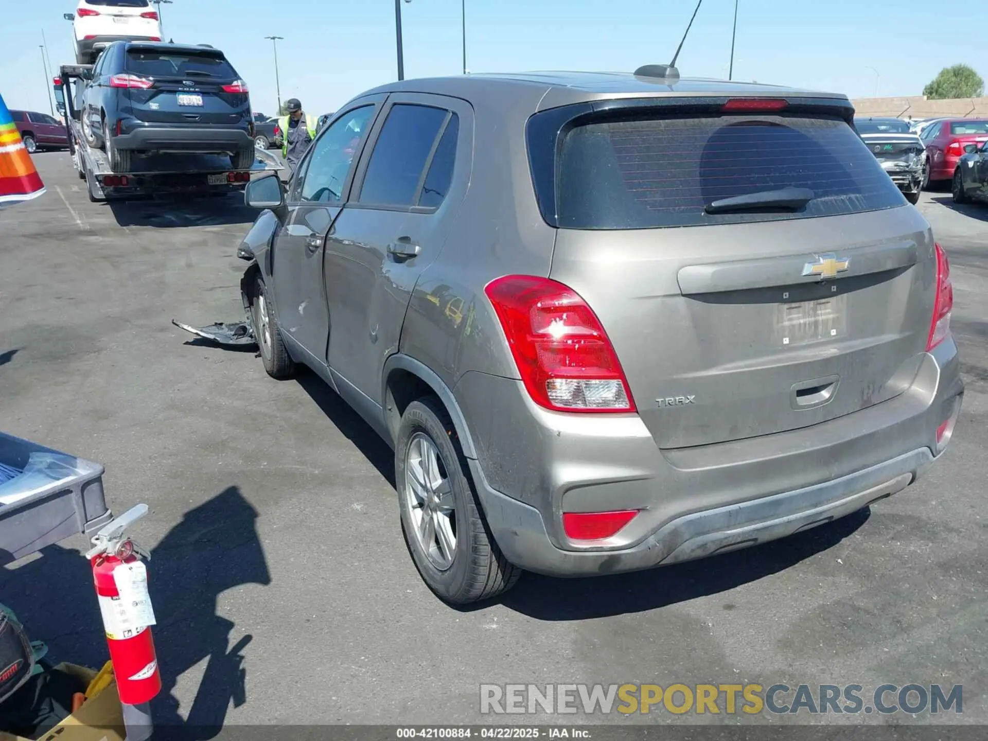 3 Photograph of a damaged car KL7CJKSB3LB353522 CHEVROLET TRAX 2020