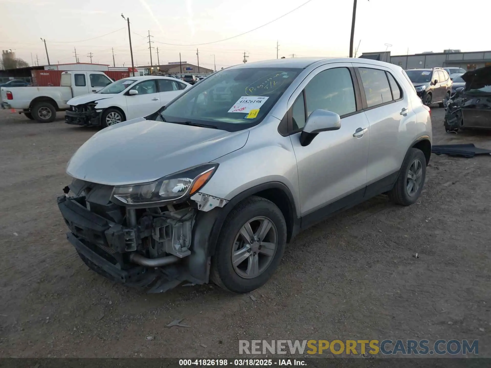 2 Photograph of a damaged car KL7CJKSB5LB021260 CHEVROLET TRAX 2020