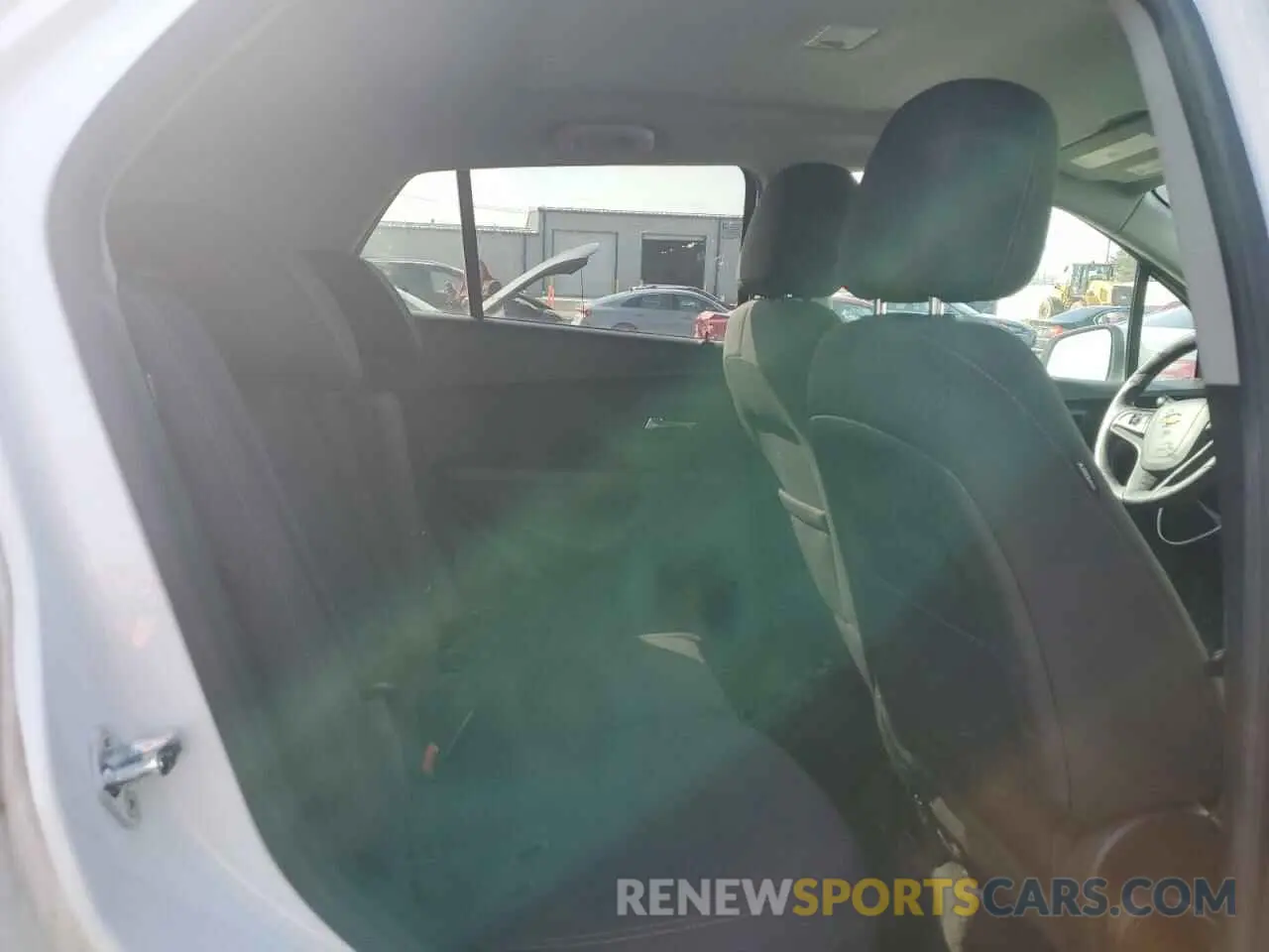 11 Photograph of a damaged car KL7CJKSB5LB062844 CHEVROLET TRAX 2020