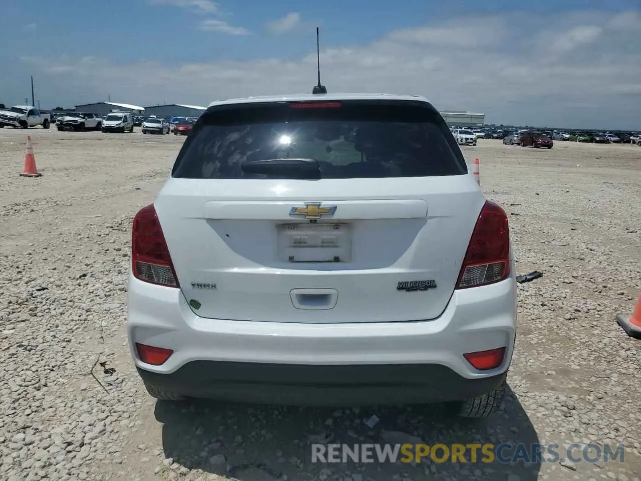 6 Photograph of a damaged car KL7CJKSB5LB083418 CHEVROLET TRAX 2020