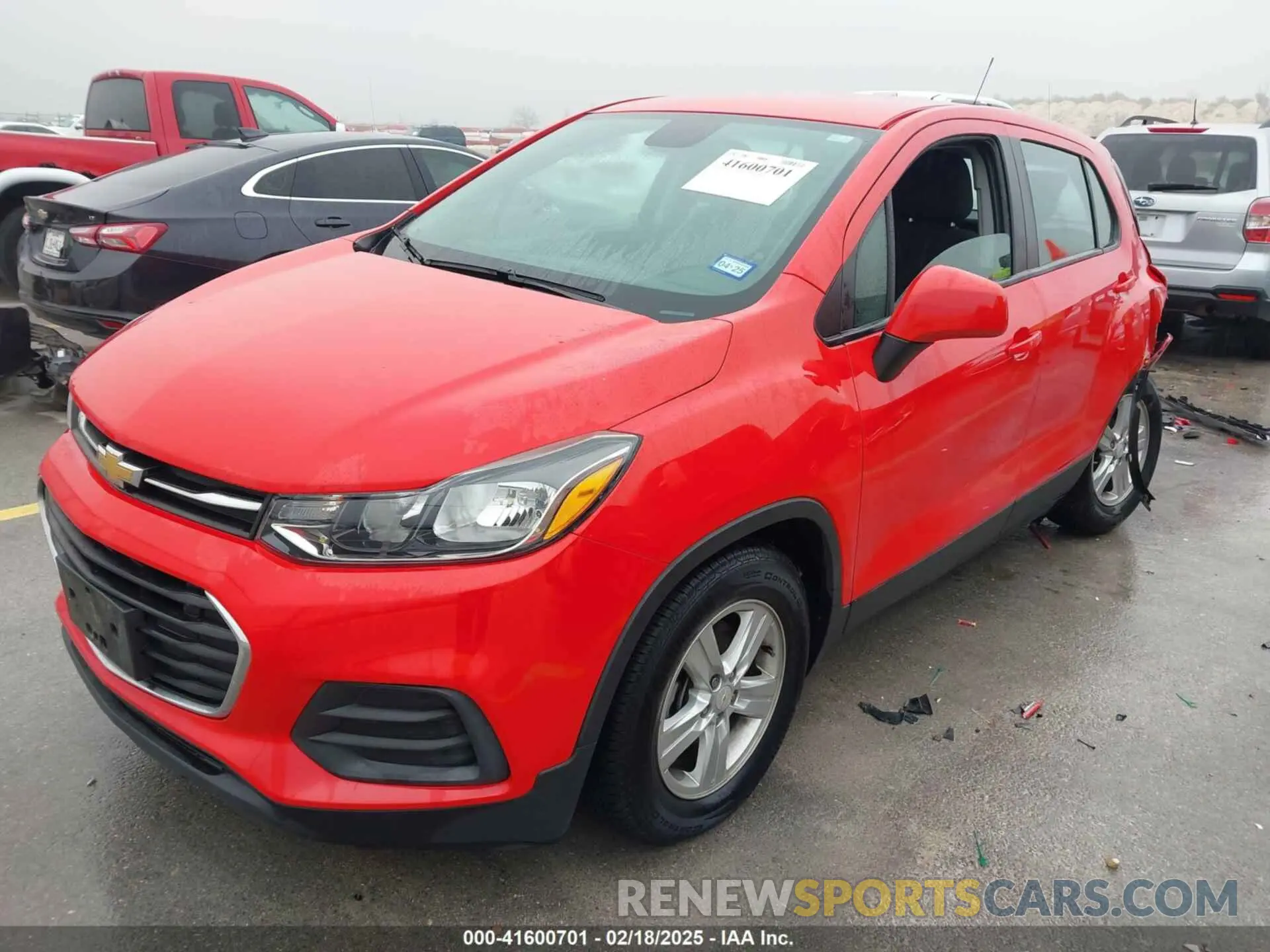 2 Photograph of a damaged car KL7CJKSB5LB353330 CHEVROLET TRAX 2020