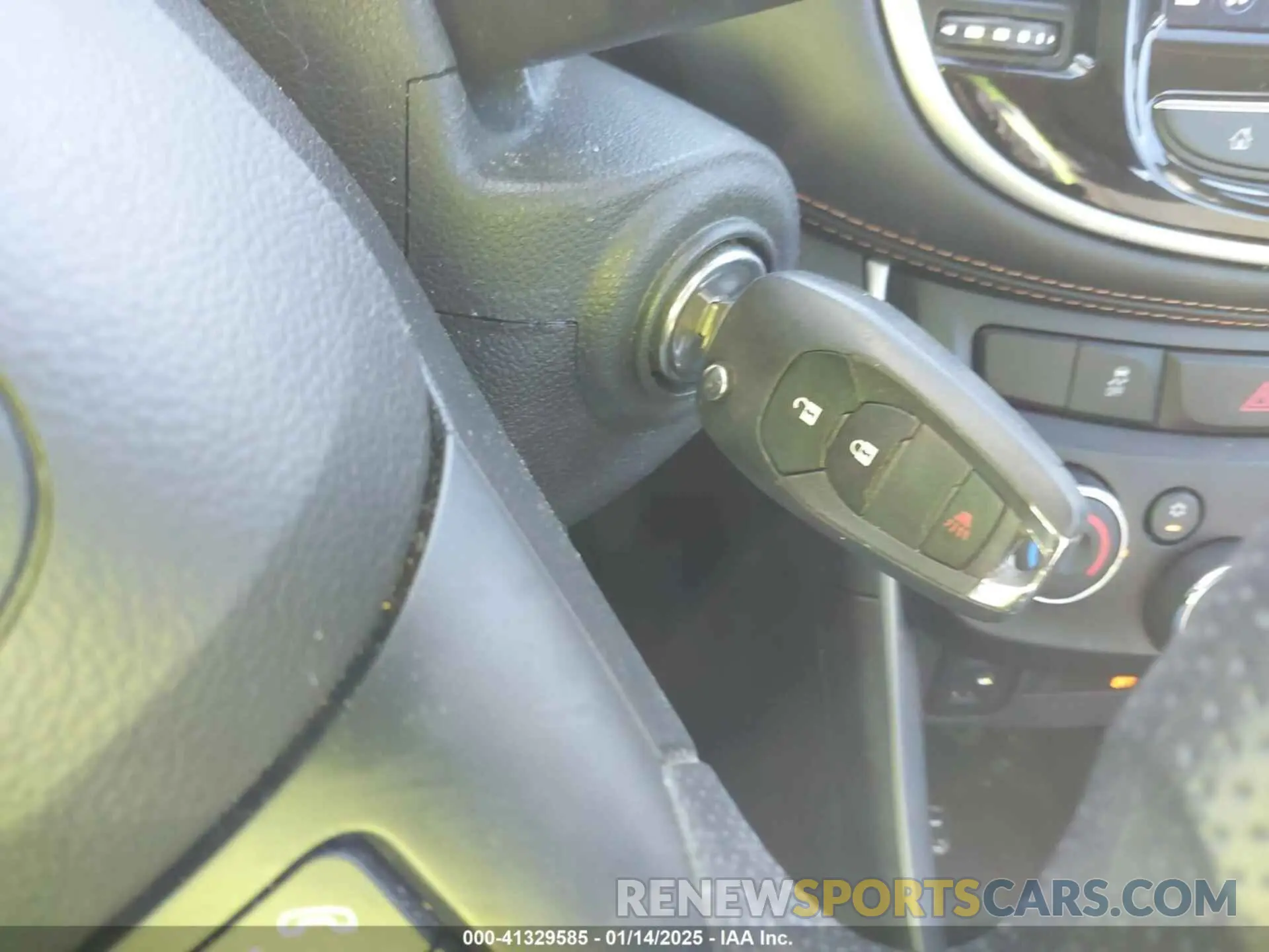 11 Photograph of a damaged car KL7CJKSB6LB090670 CHEVROLET TRAX 2020