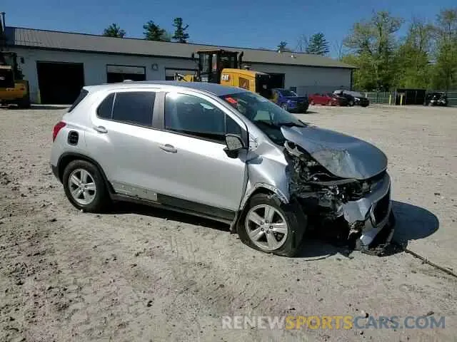 13 Photograph of a damaged car KL7CJKSB6LB317632 CHEVROLET TRAX 2020
