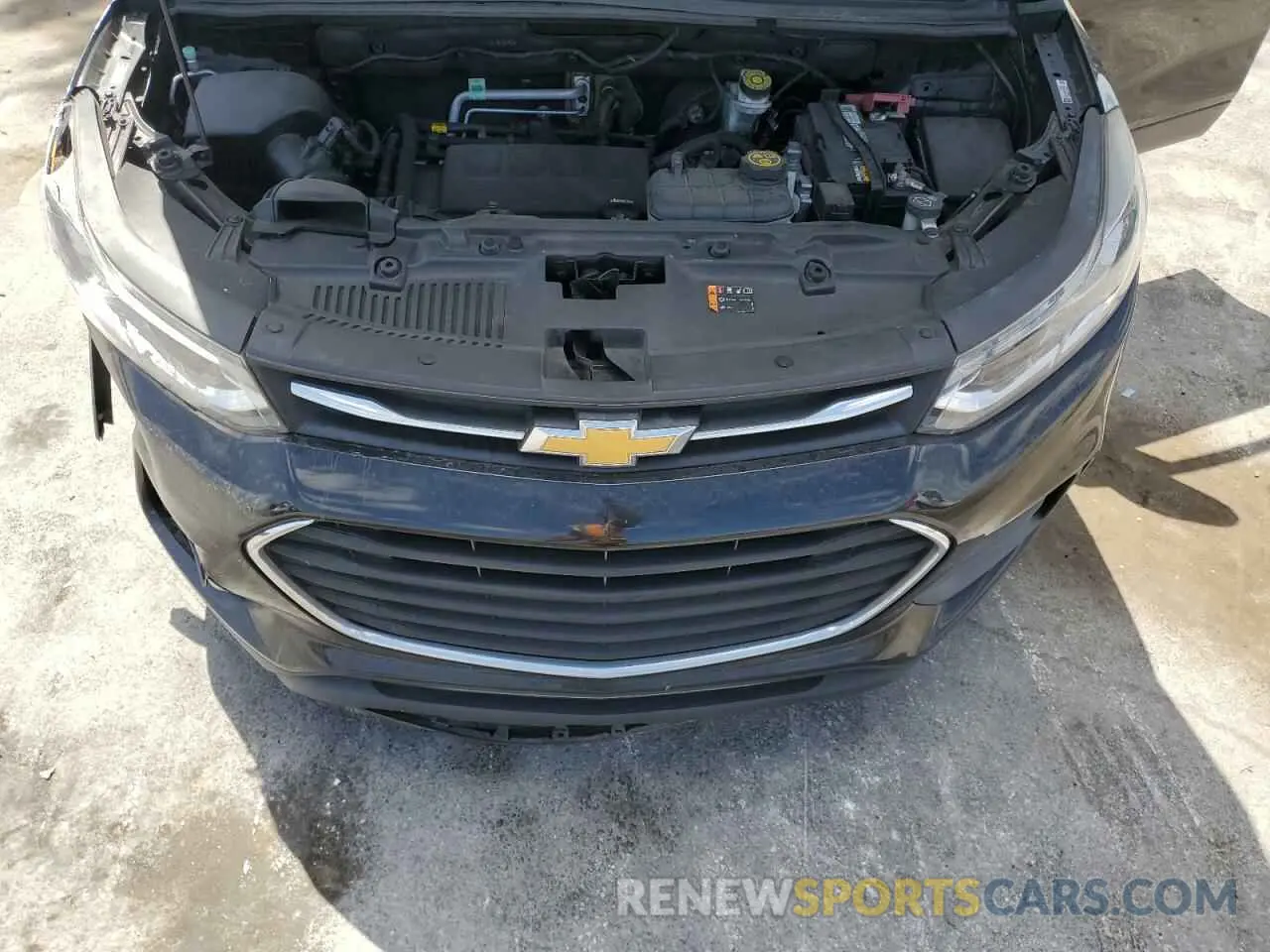 12 Photograph of a damaged car KL7CJKSB6LB331238 CHEVROLET TRAX 2020