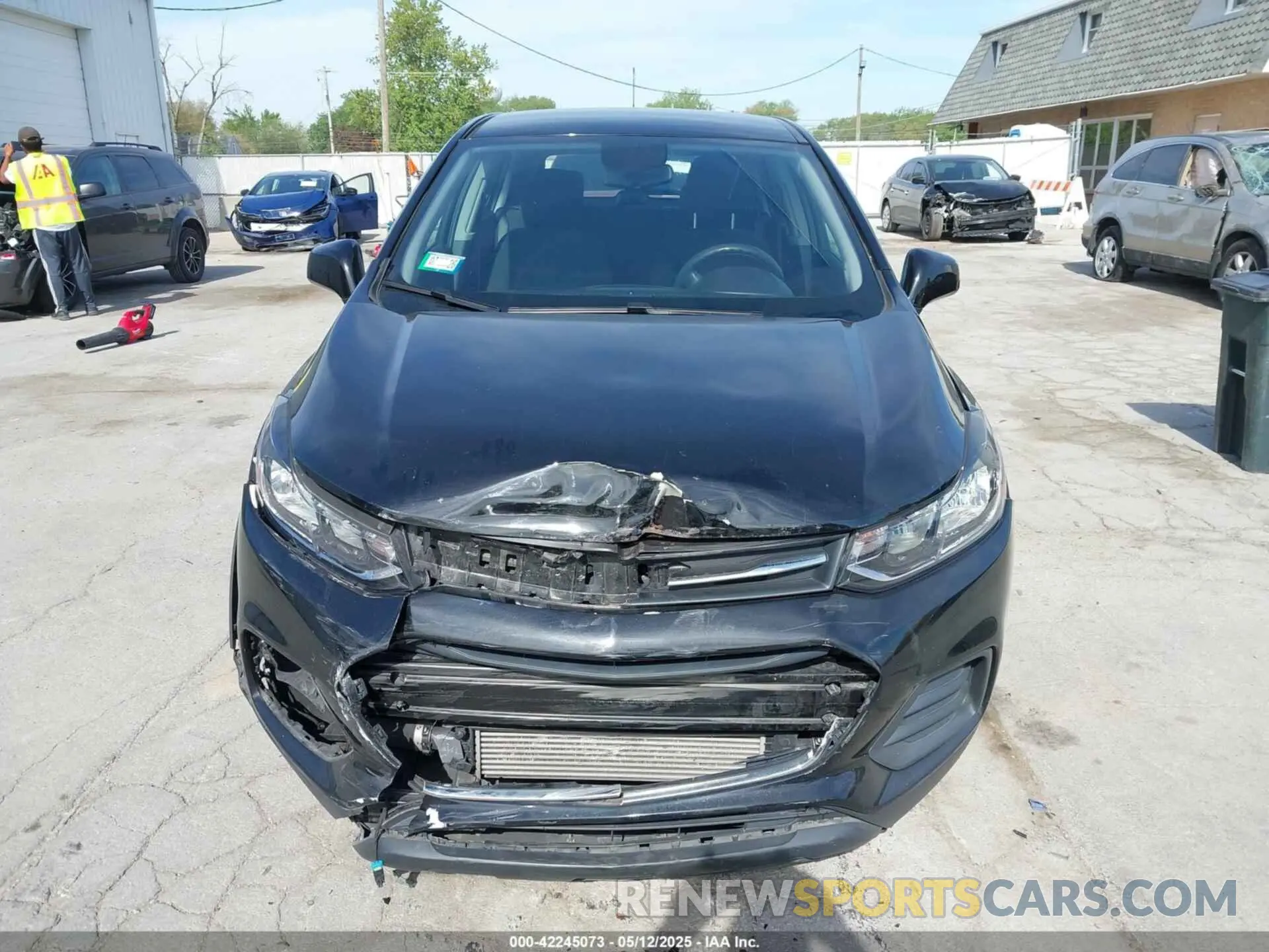 12 Photograph of a damaged car KL7CJKSB6LB337234 CHEVROLET TRAX 2020