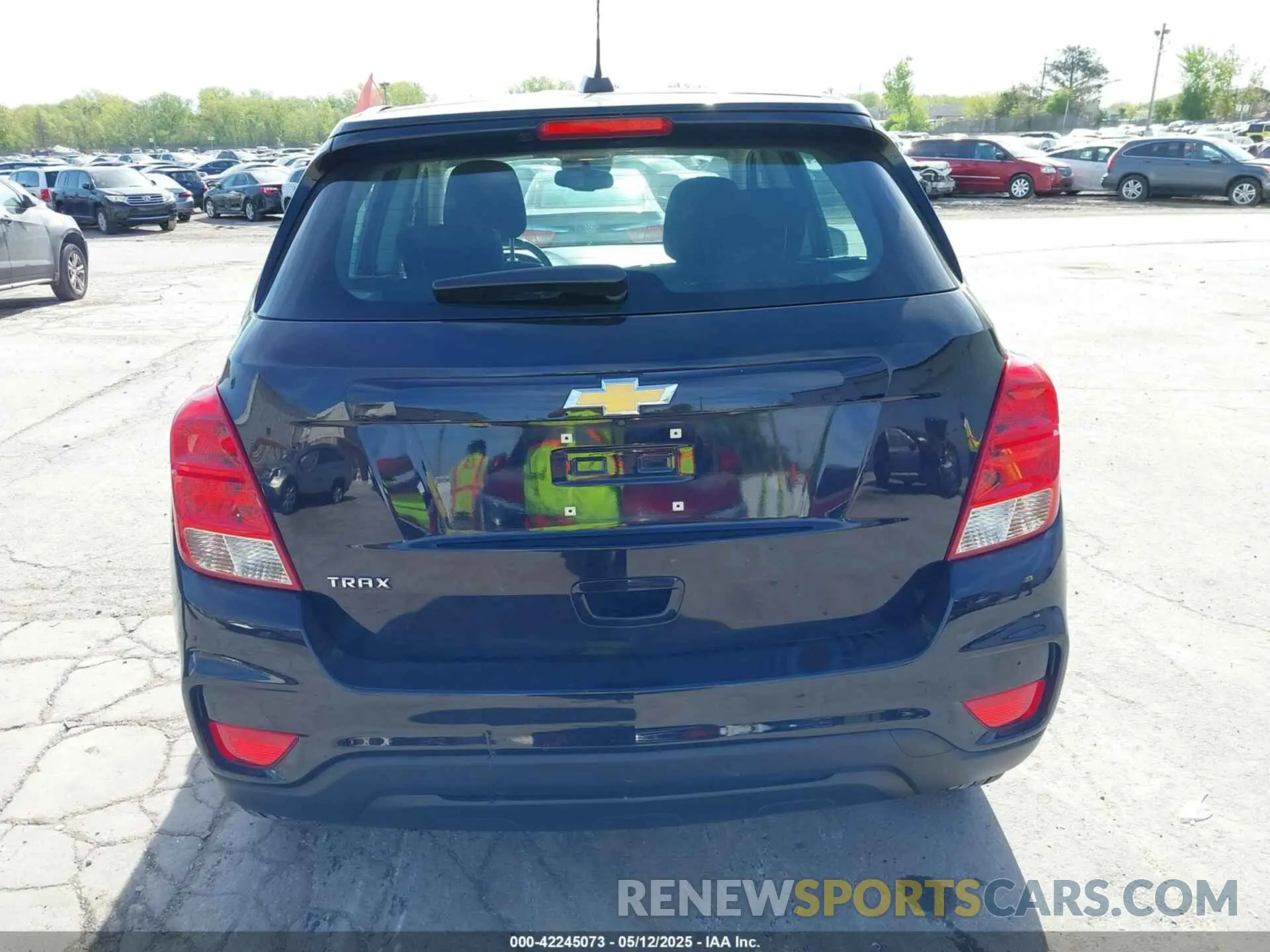 16 Photograph of a damaged car KL7CJKSB6LB337234 CHEVROLET TRAX 2020