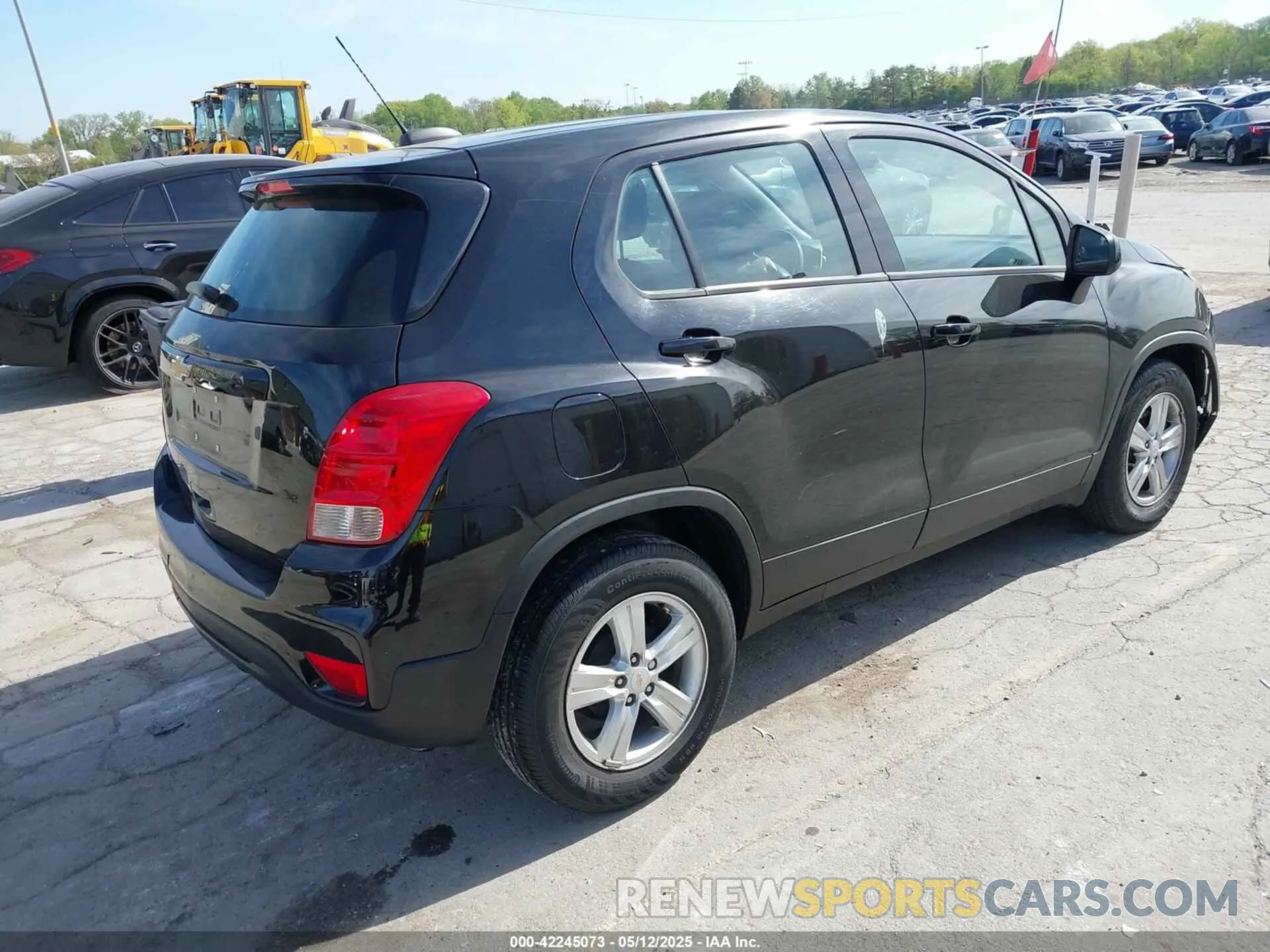 4 Photograph of a damaged car KL7CJKSB6LB337234 CHEVROLET TRAX 2020