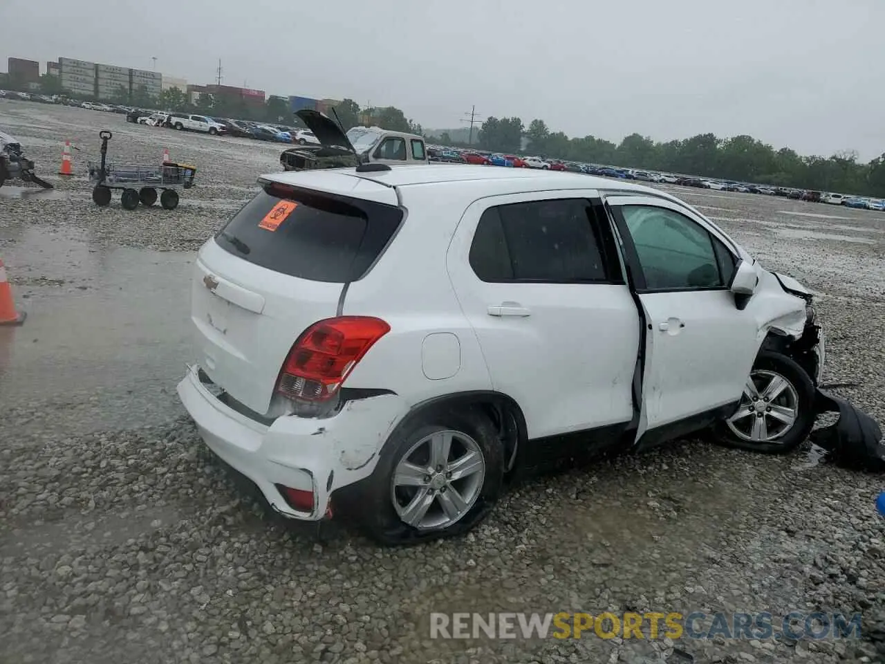 3 Photograph of a damaged car KL7CJKSB7LB032650 CHEVROLET TRAX 2020