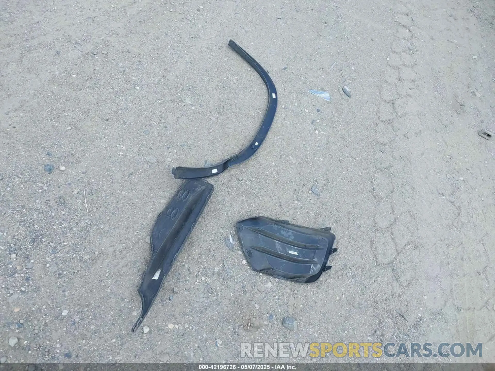 12 Photograph of a damaged car KL7CJKSB7LB061579 CHEVROLET TRAX 2020