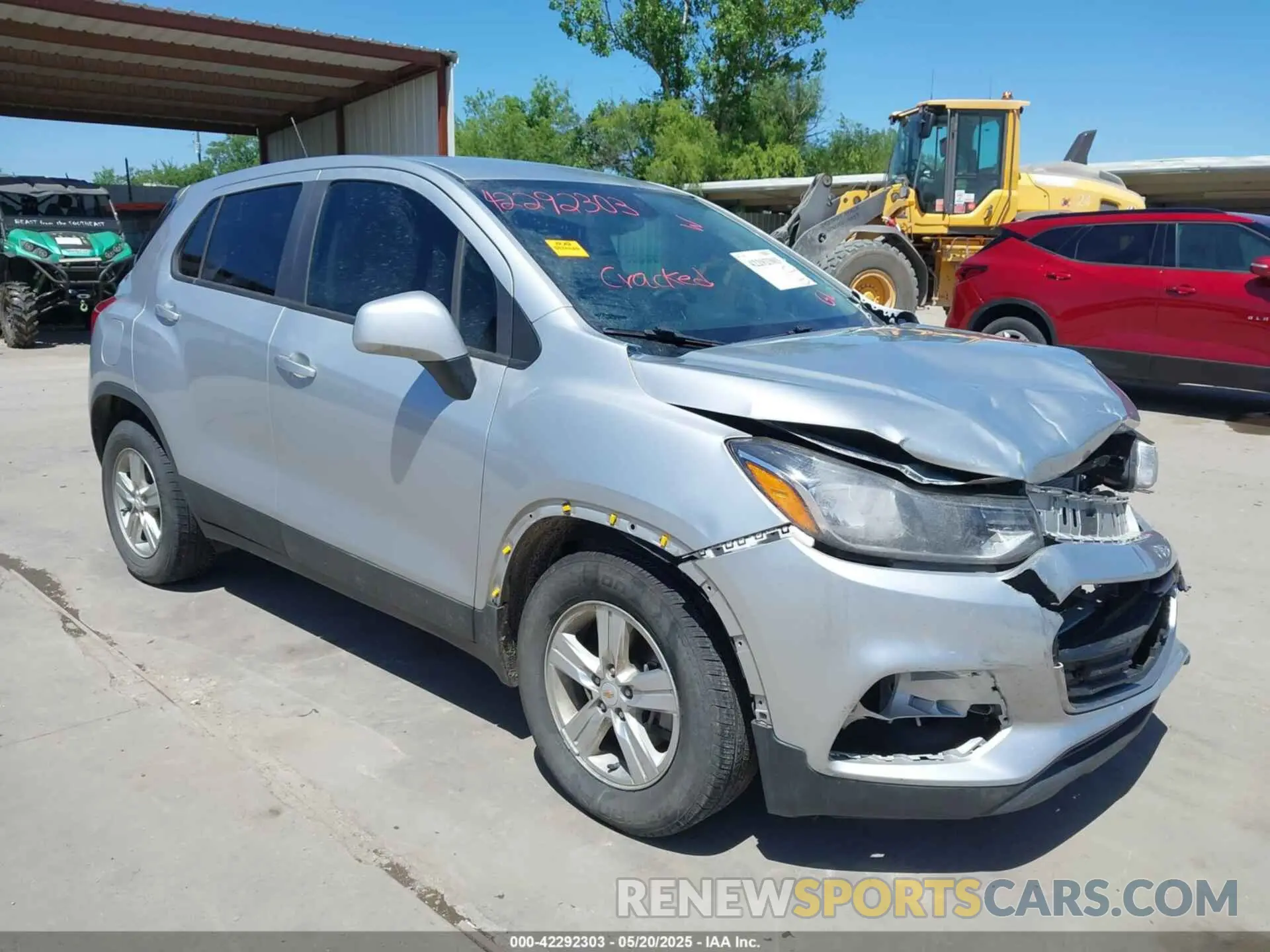 1 Photograph of a damaged car KL7CJKSB8LB030471 CHEVROLET TRAX 2020