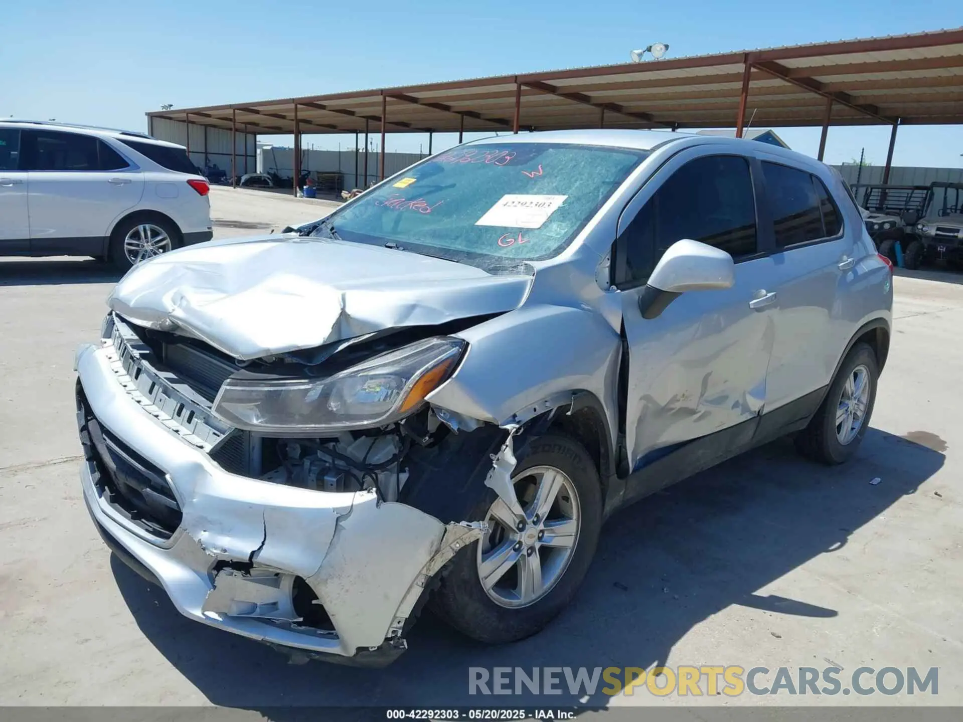 2 Photograph of a damaged car KL7CJKSB8LB030471 CHEVROLET TRAX 2020