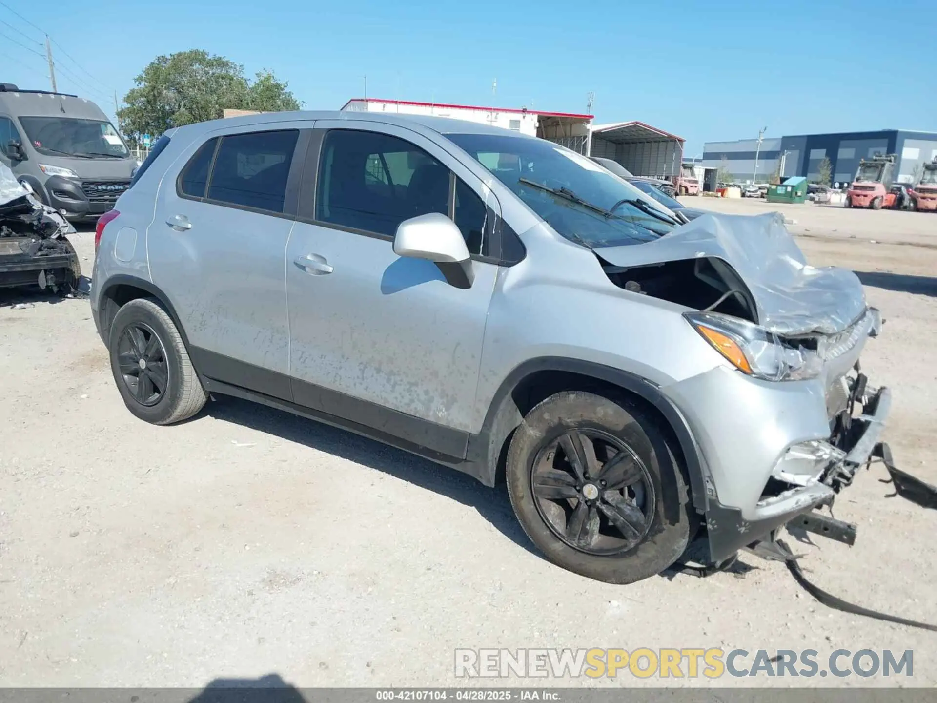 1 Photograph of a damaged car KL7CJKSB8LB033001 CHEVROLET TRAX 2020