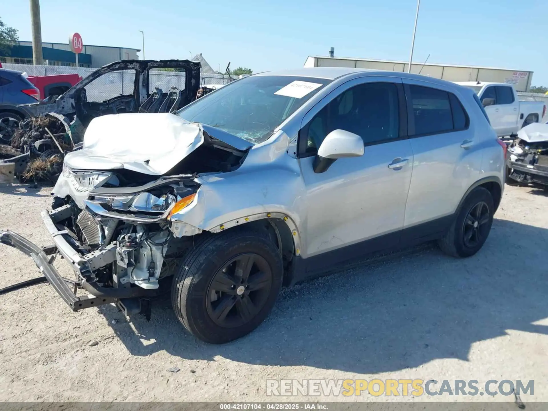 2 Photograph of a damaged car KL7CJKSB8LB033001 CHEVROLET TRAX 2020
