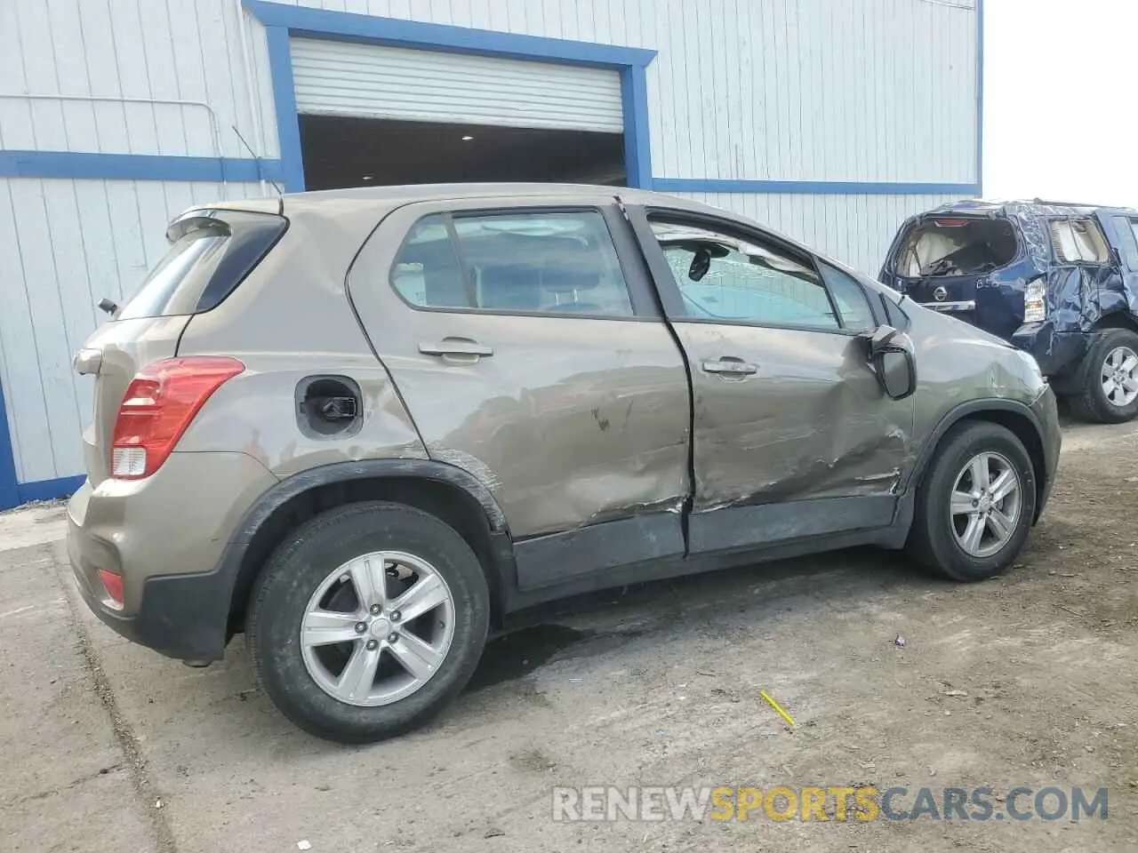 3 Photograph of a damaged car KL7CJKSB8LB349482 CHEVROLET TRAX 2020