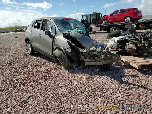 11 Photograph of a damaged car KL7CJKSB8LB352446 CHEVROLET TRAX 2020