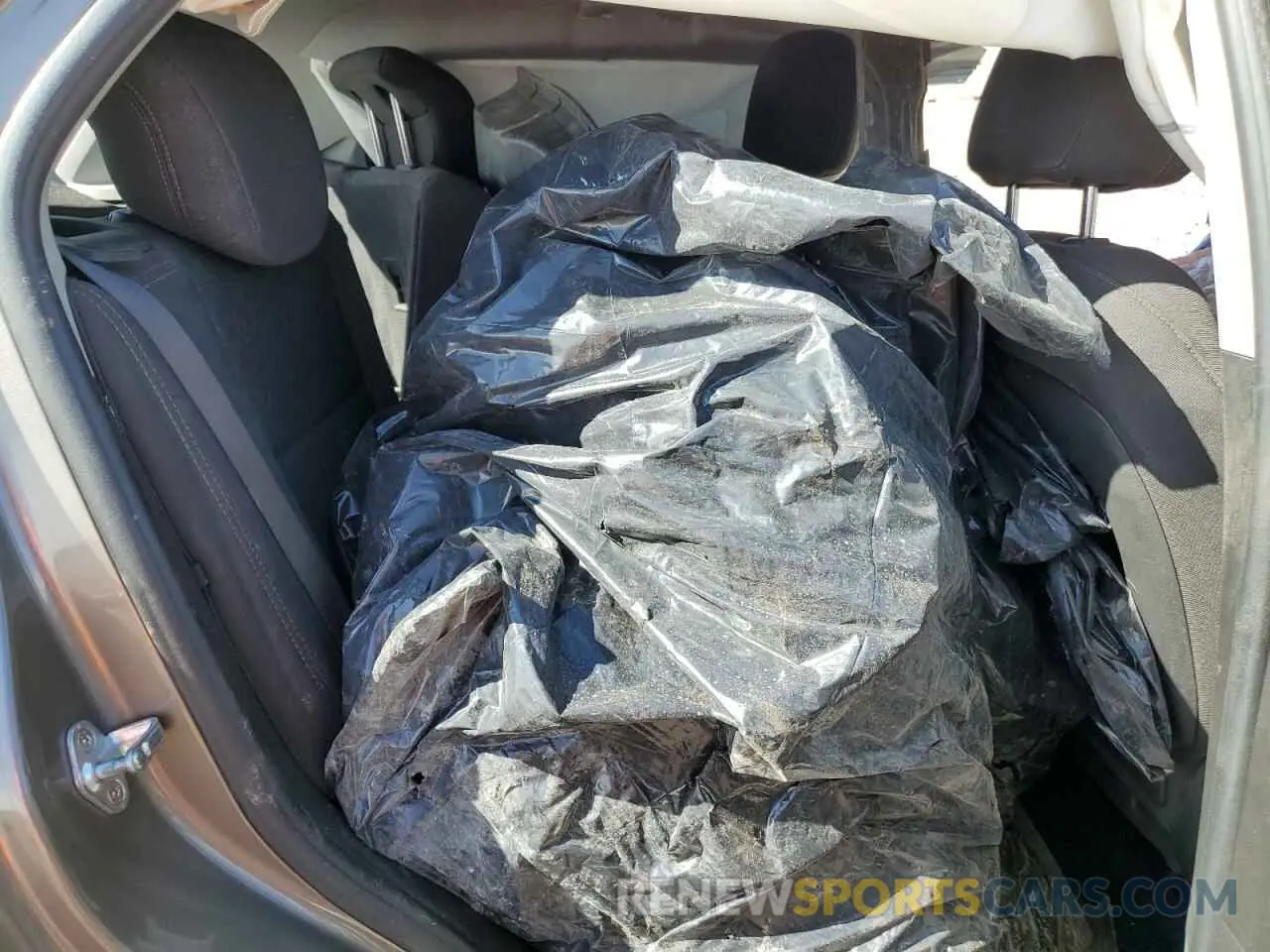 12 Photograph of a damaged car KL7CJKSB8LB352446 CHEVROLET TRAX 2020