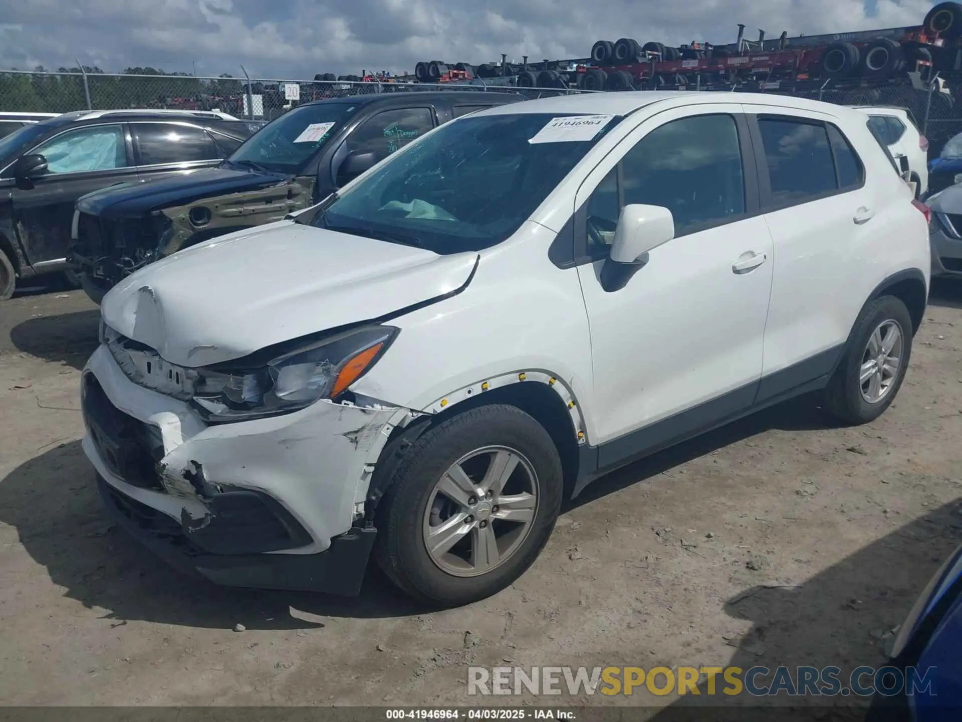 2 Photograph of a damaged car KL7CJKSB9LB034450 CHEVROLET TRAX 2020