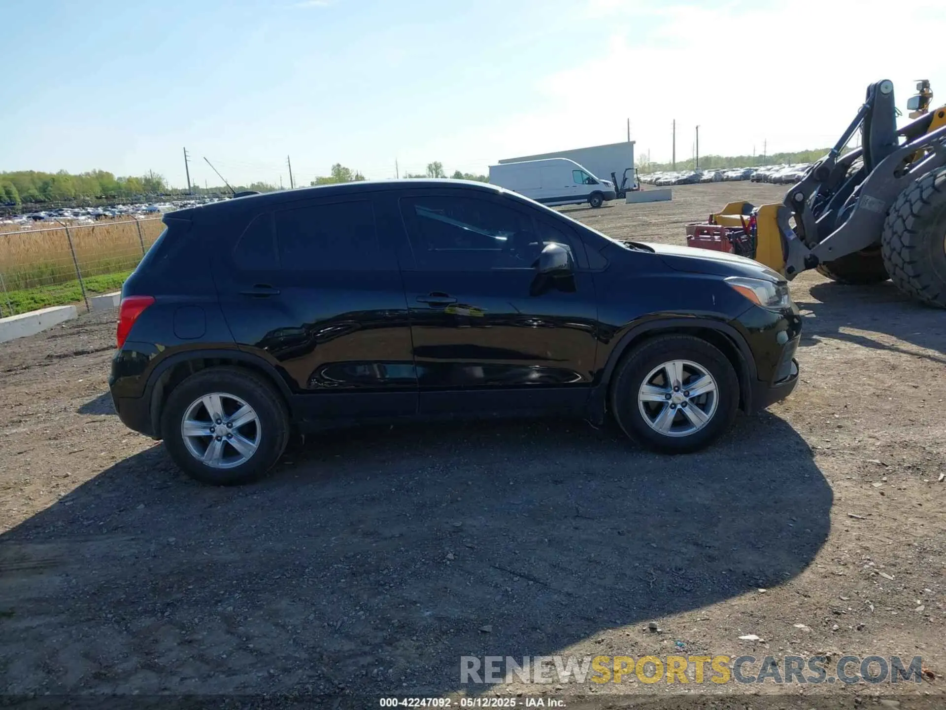 13 Photograph of a damaged car KL7CJKSB9LB065049 CHEVROLET TRAX 2020