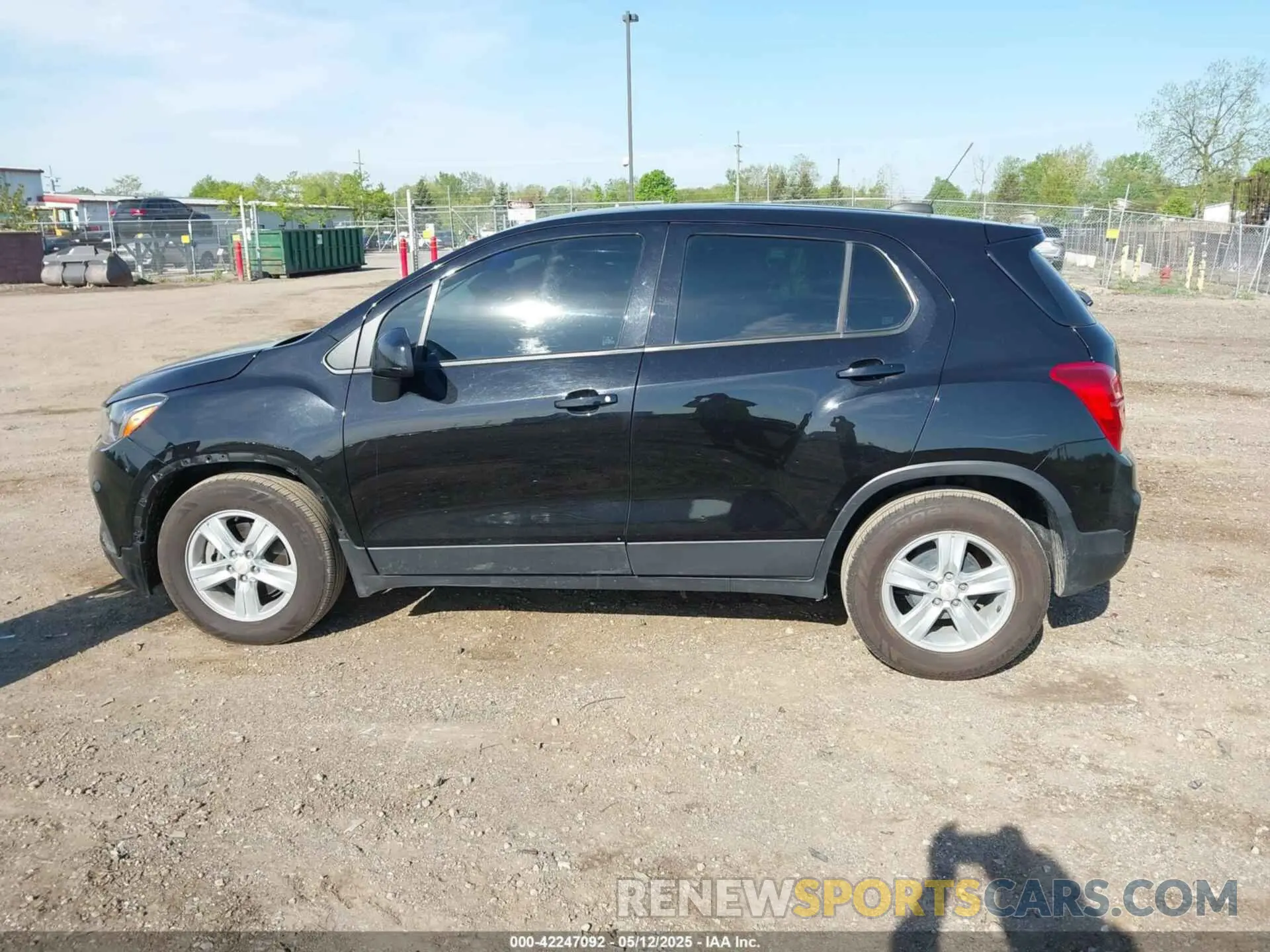 14 Photograph of a damaged car KL7CJKSB9LB065049 CHEVROLET TRAX 2020