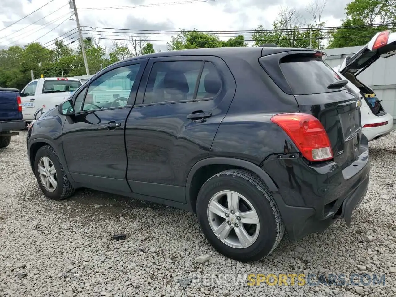 2 Photograph of a damaged car KL7CJKSB9LB090985 CHEVROLET TRAX 2020