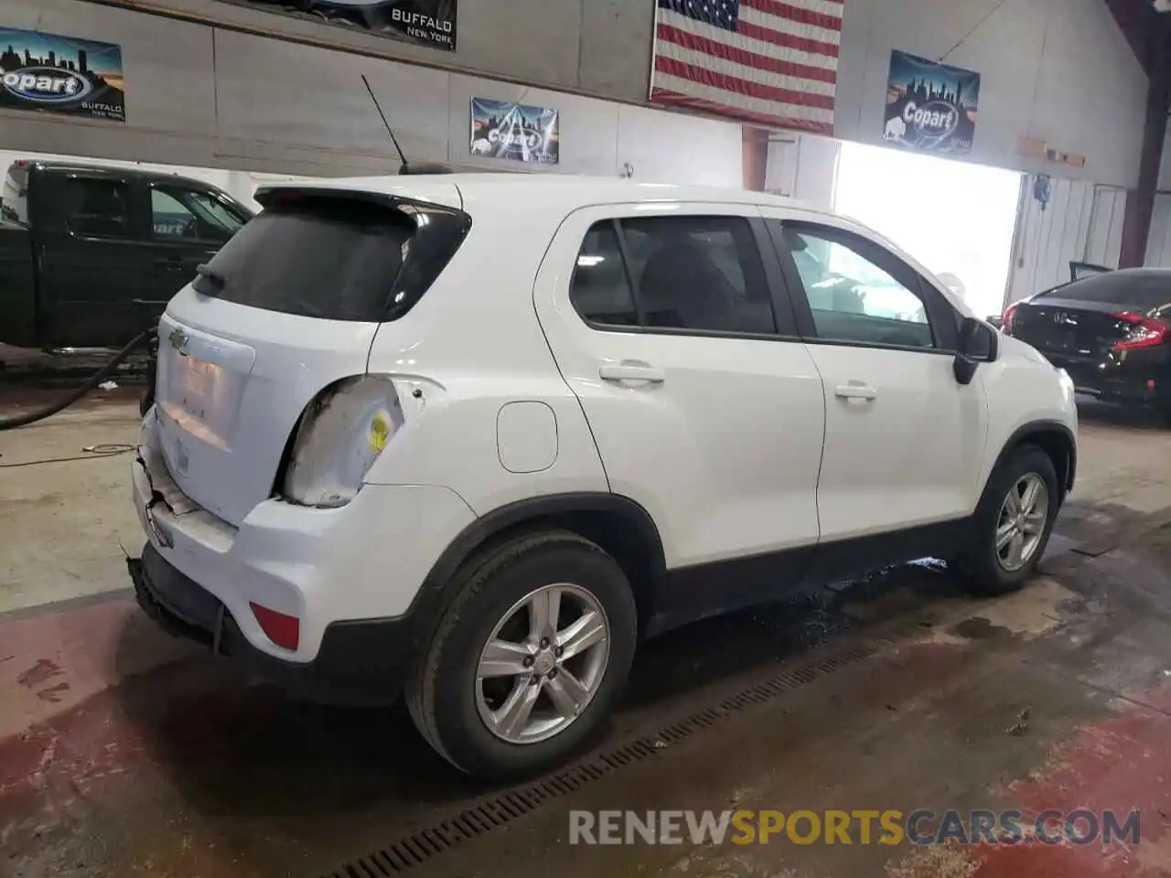 3 Photograph of a damaged car KL7CJKSBXLB087898 CHEVROLET TRAX 2020