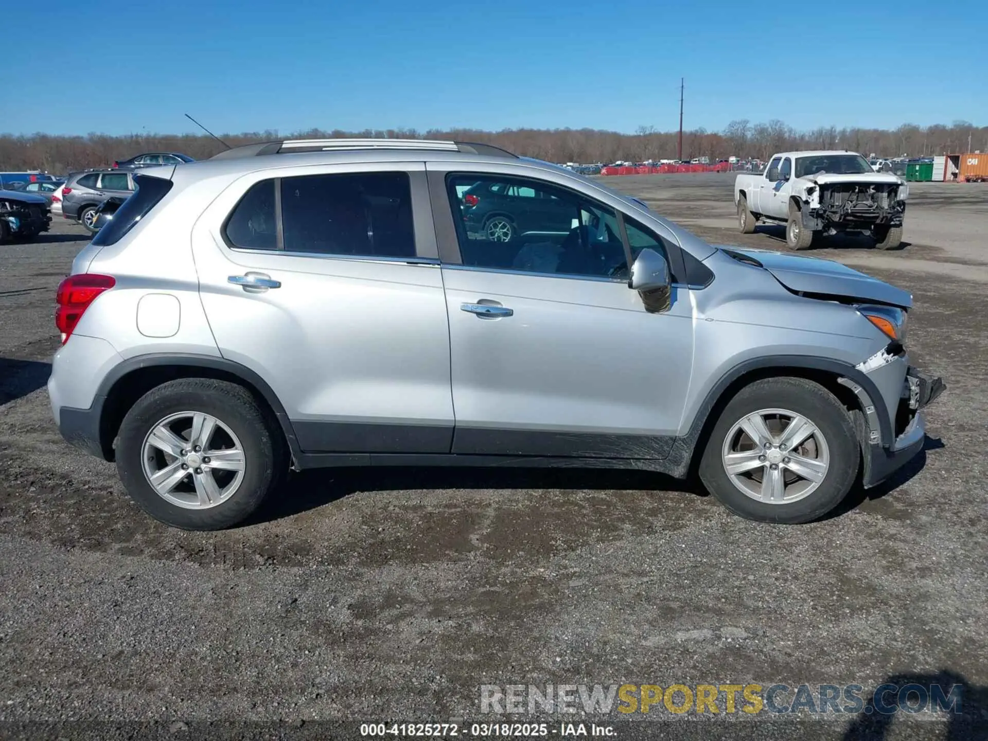 13 Photograph of a damaged car KL7CJLSB0LB029045 CHEVROLET TRAX 2020