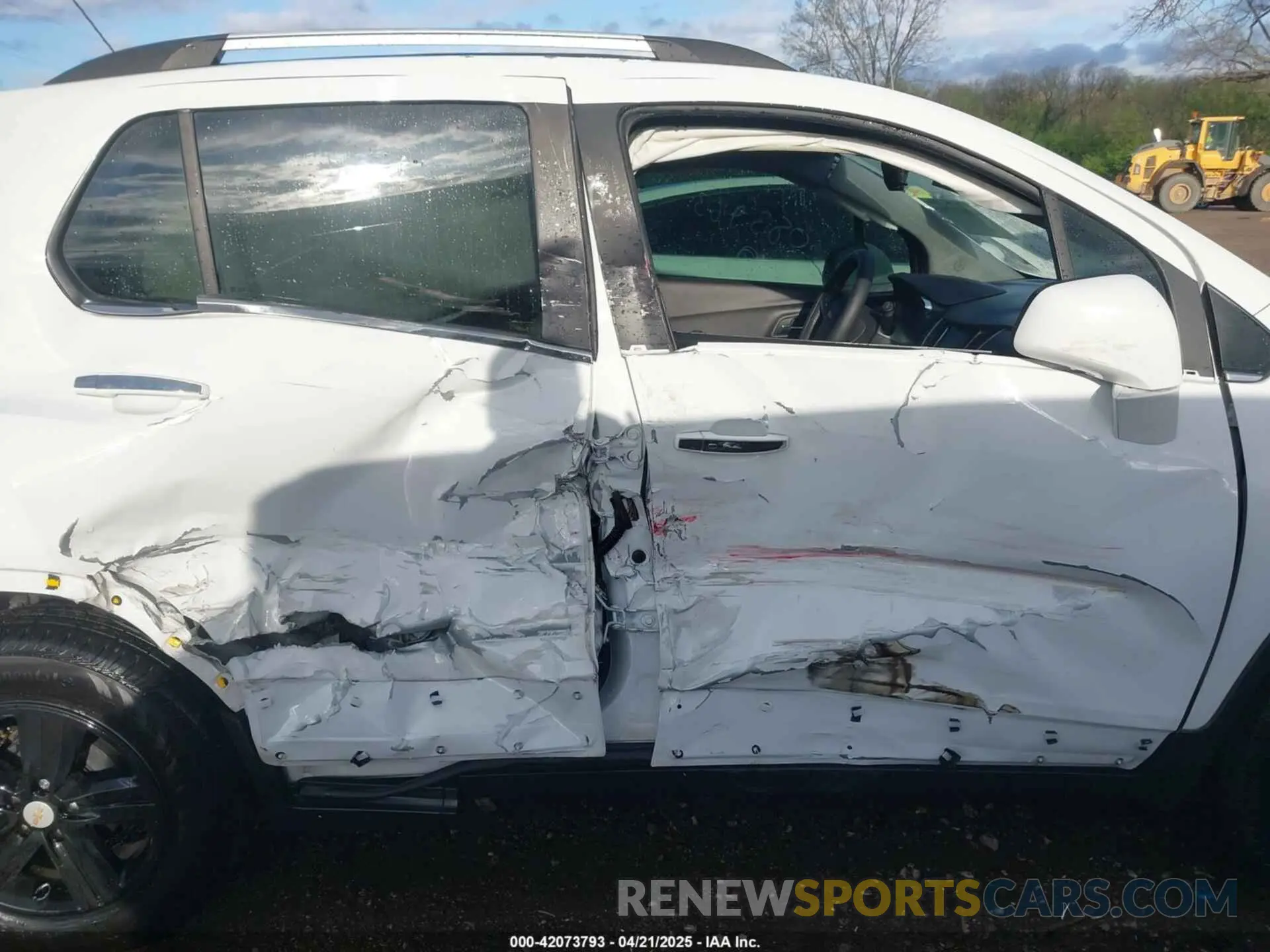 12 Photograph of a damaged car KL7CJLSB0LB083963 CHEVROLET TRAX 2020